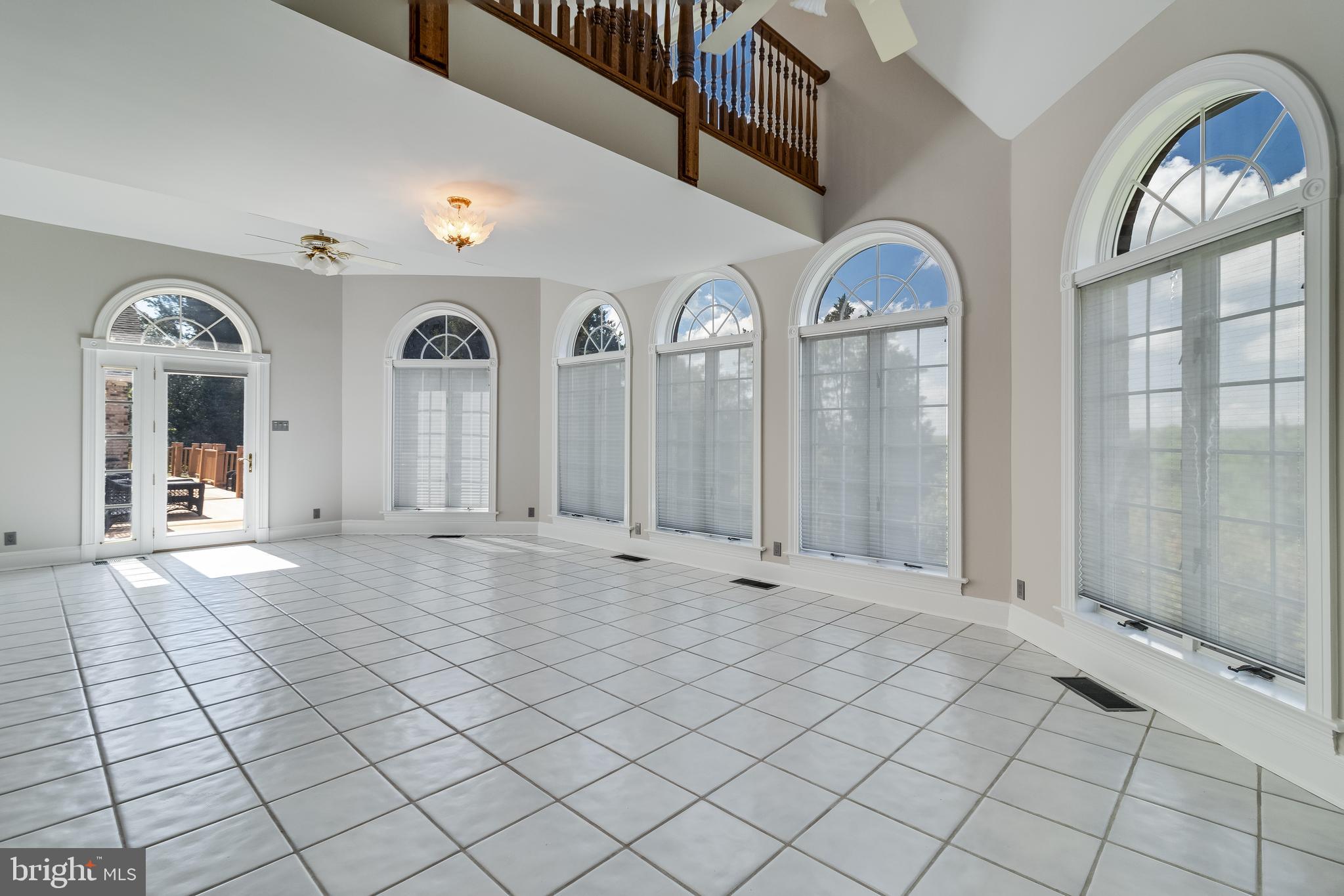 LOCUST GROVE ESTATES SUB - Residential