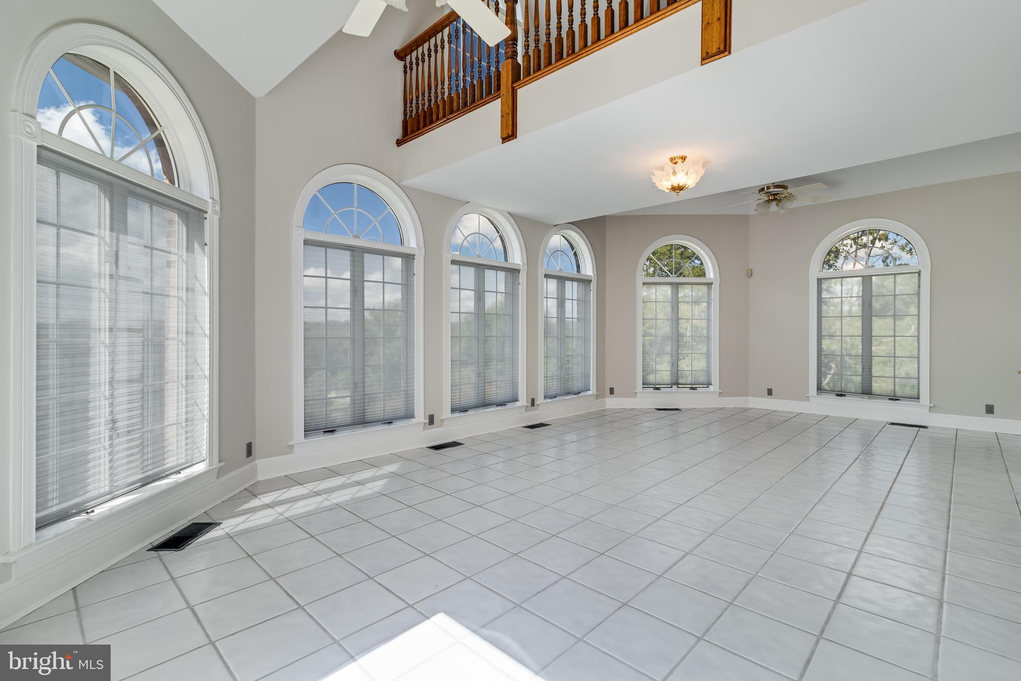 LOCUST GROVE ESTATES SUB - Residential