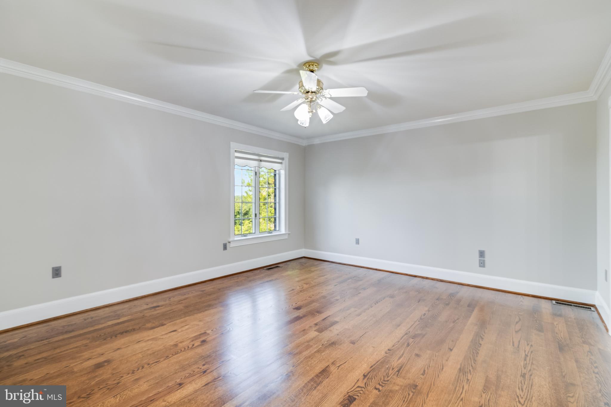 LOCUST GROVE ESTATES SUB - Residential