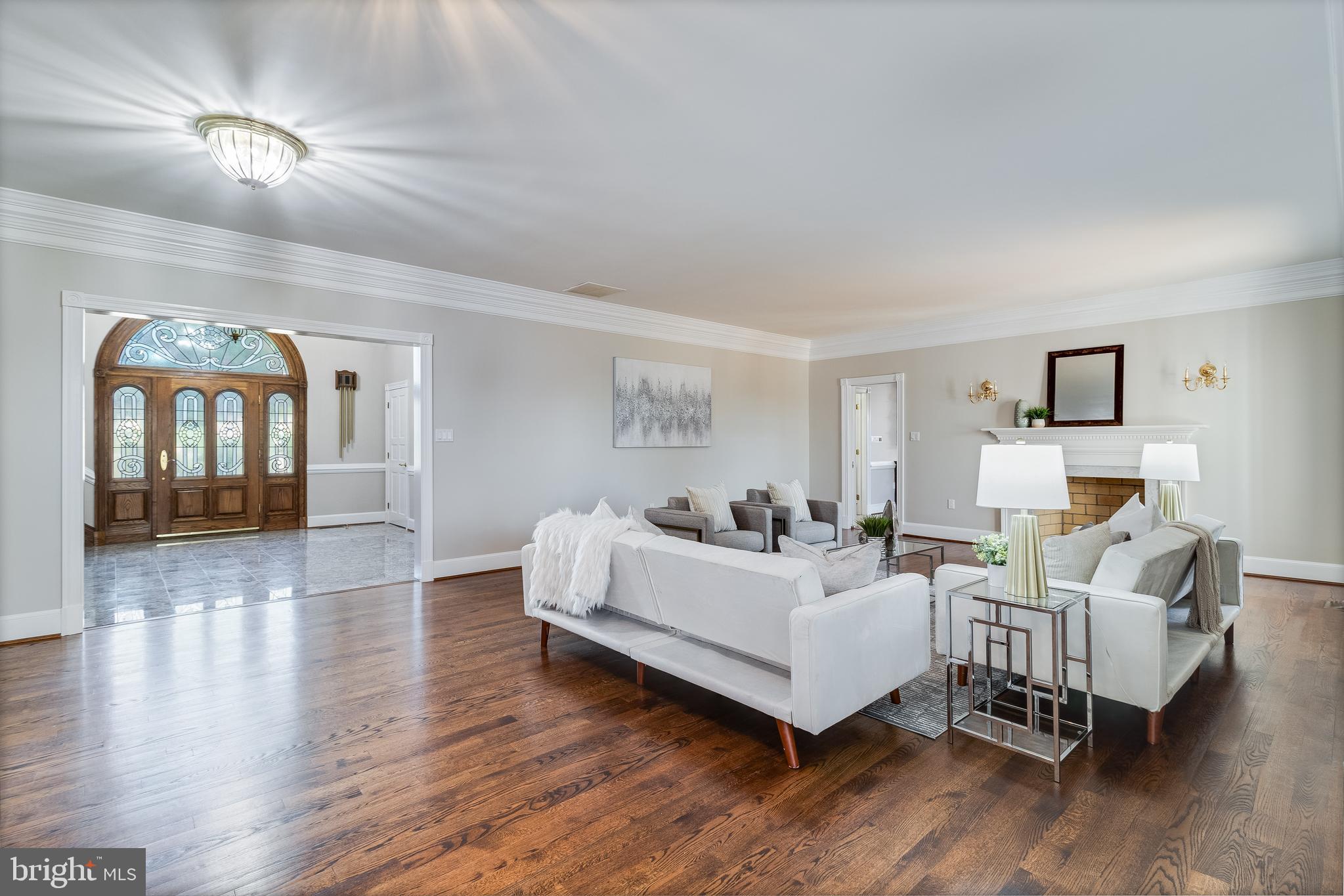 LOCUST GROVE ESTATES SUB - Residential