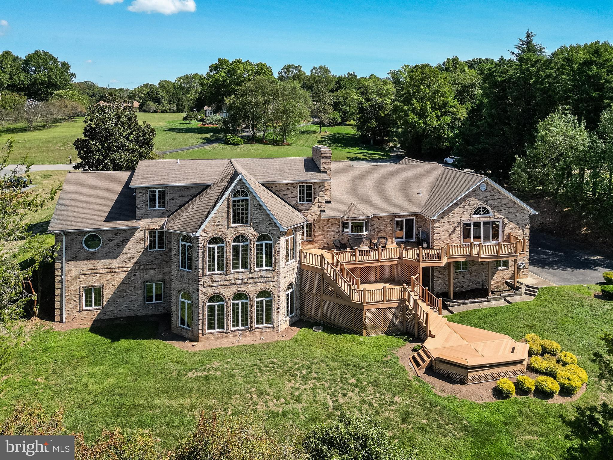 LOCUST GROVE ESTATES SUB - Residential