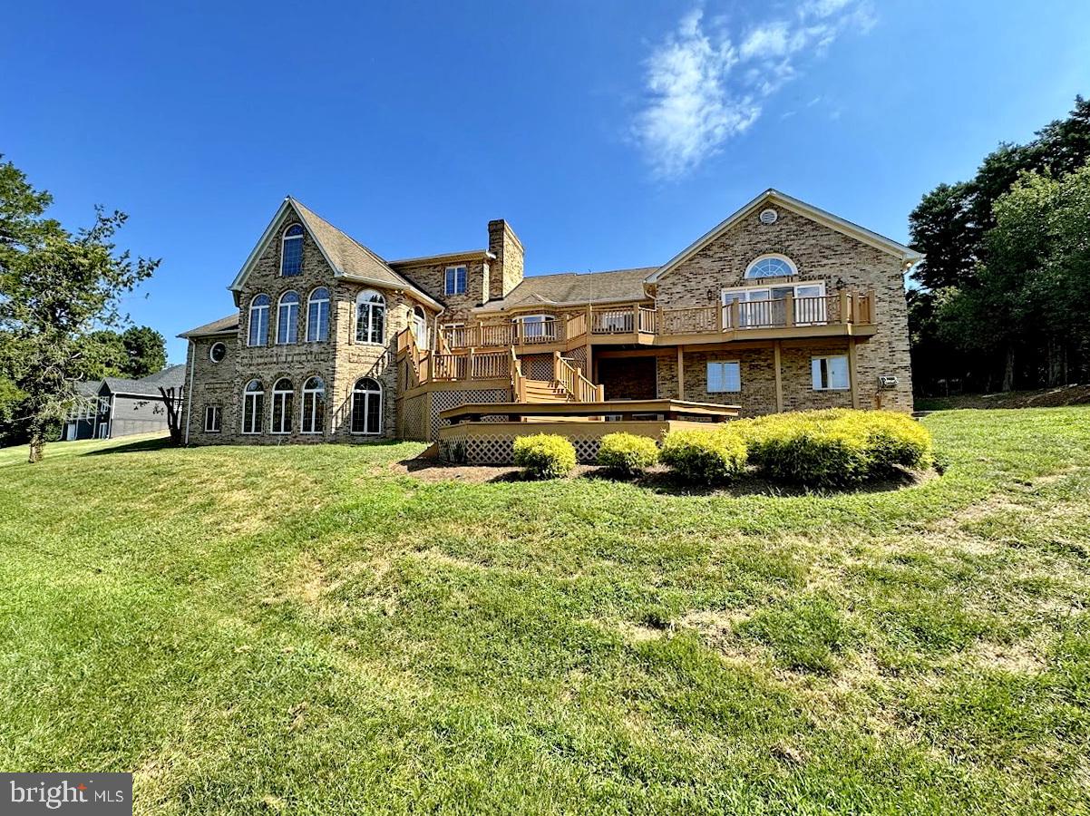 LOCUST GROVE ESTATES SUB - Residential