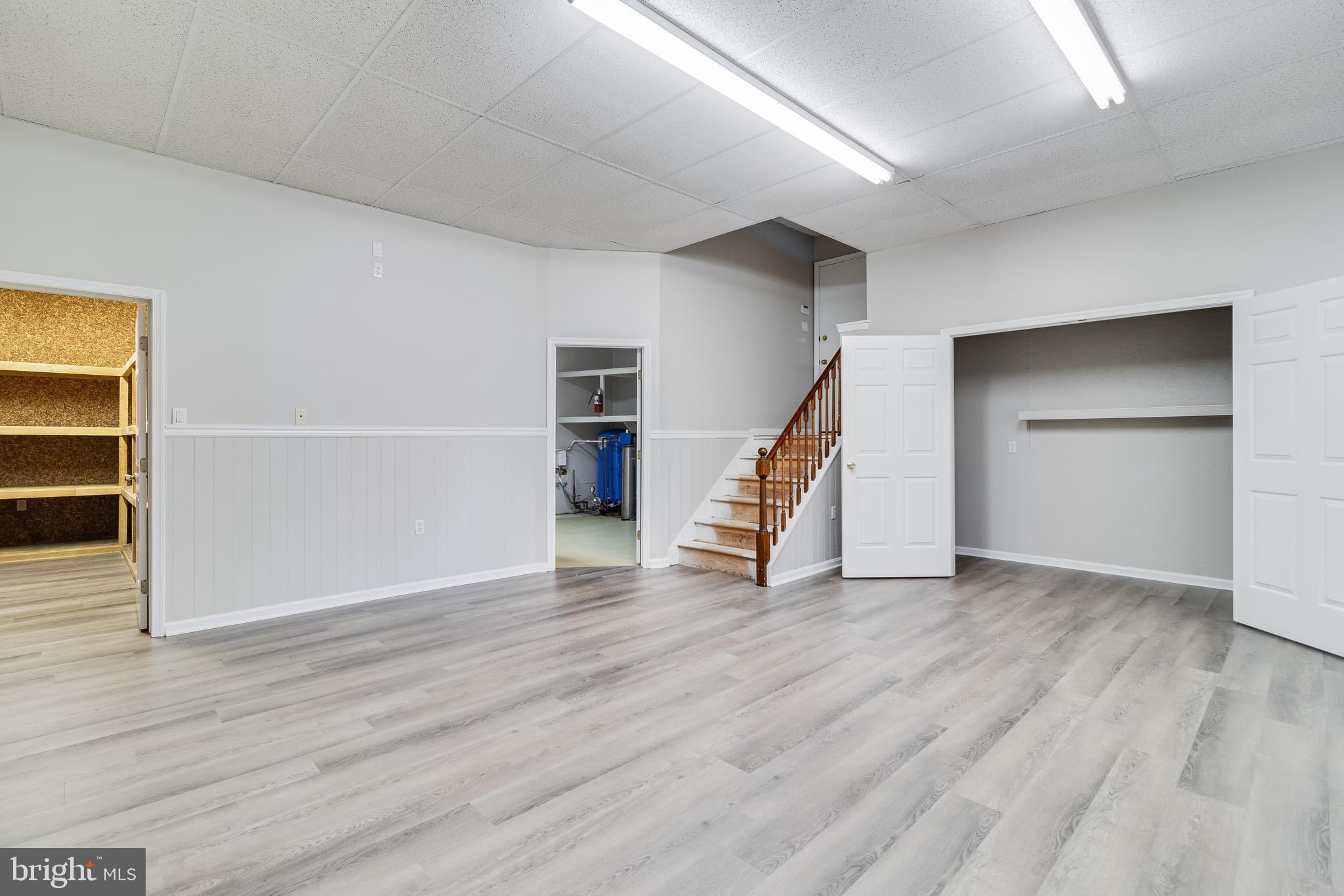 LOCUST GROVE ESTATES SUB - Residential