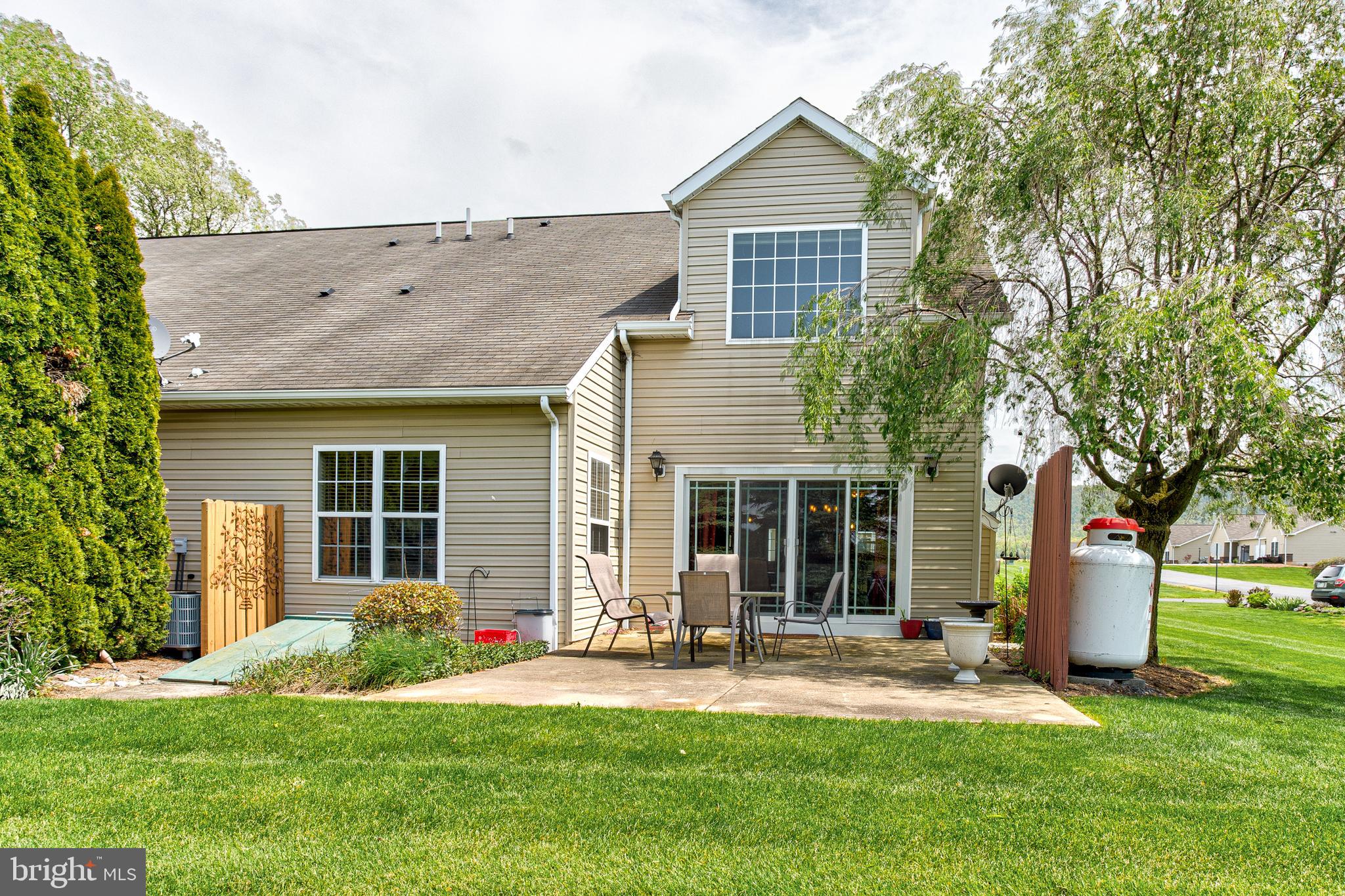 STONY POINTE - Residential