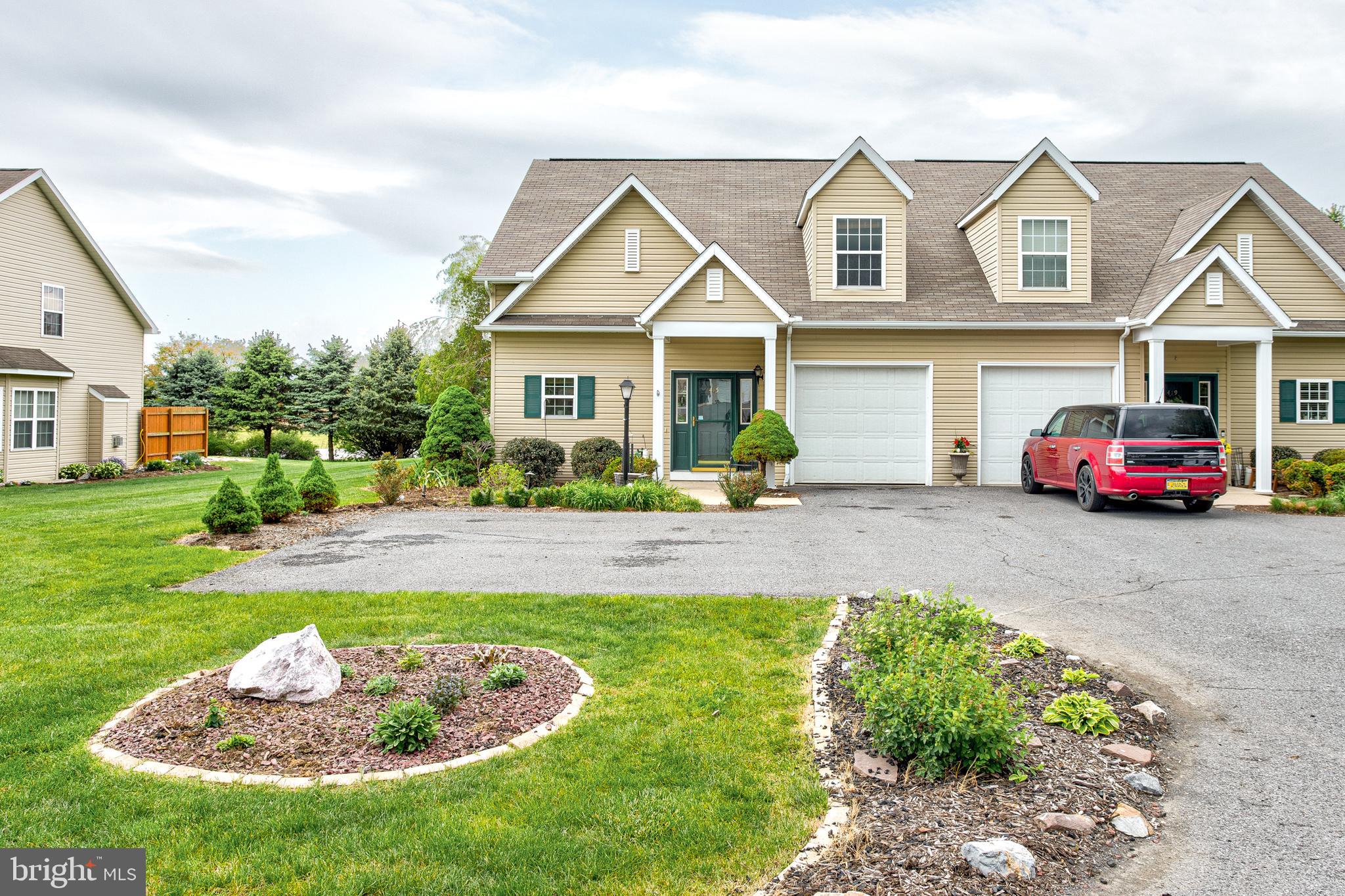 STONY POINTE - Residential