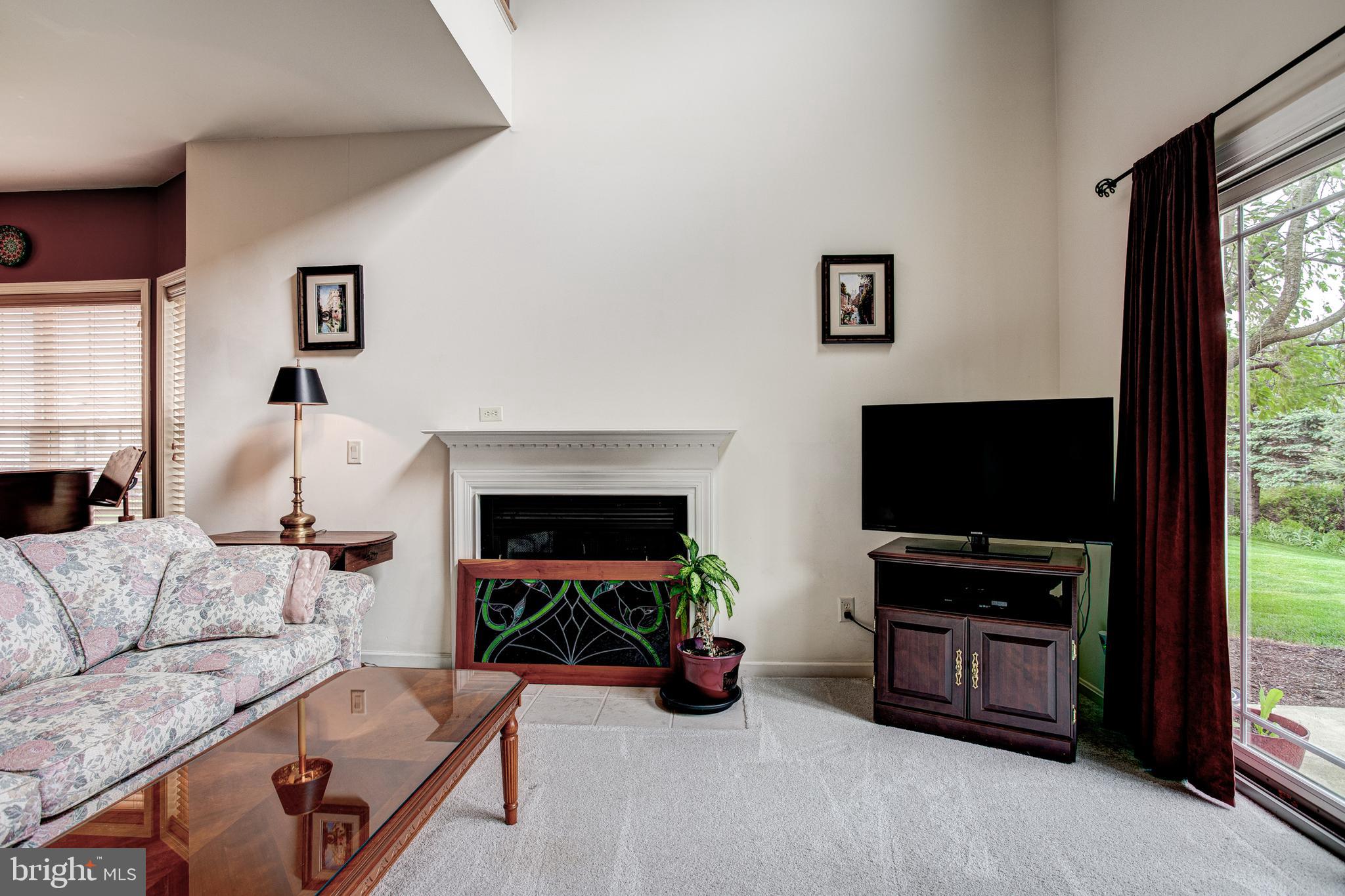 STONY POINTE - Residential