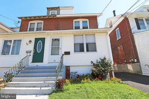 370 Amosland Road, Holmes, PA MLS: PADE2097604