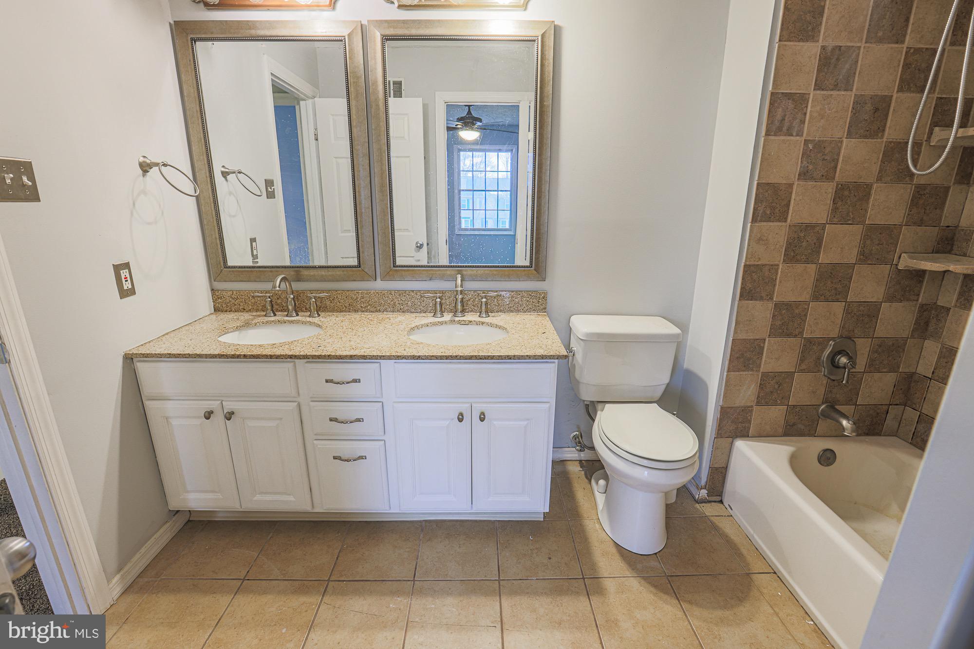 PERRY HALL - Residential Lease