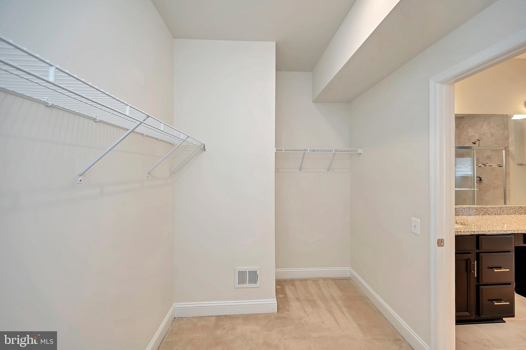 POTOMAC SHORES - Residential