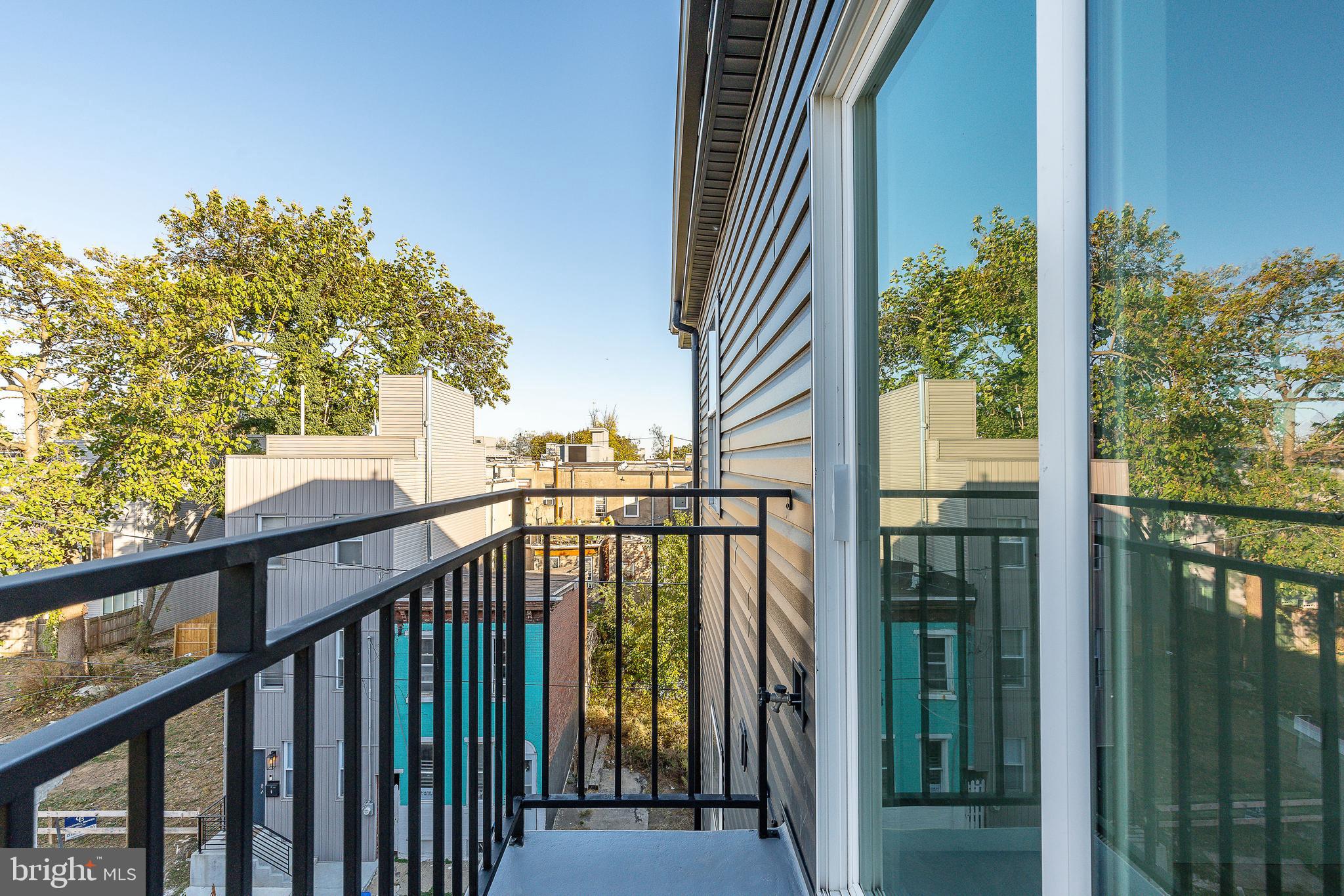 NORRIS SQUARE - Residential Income