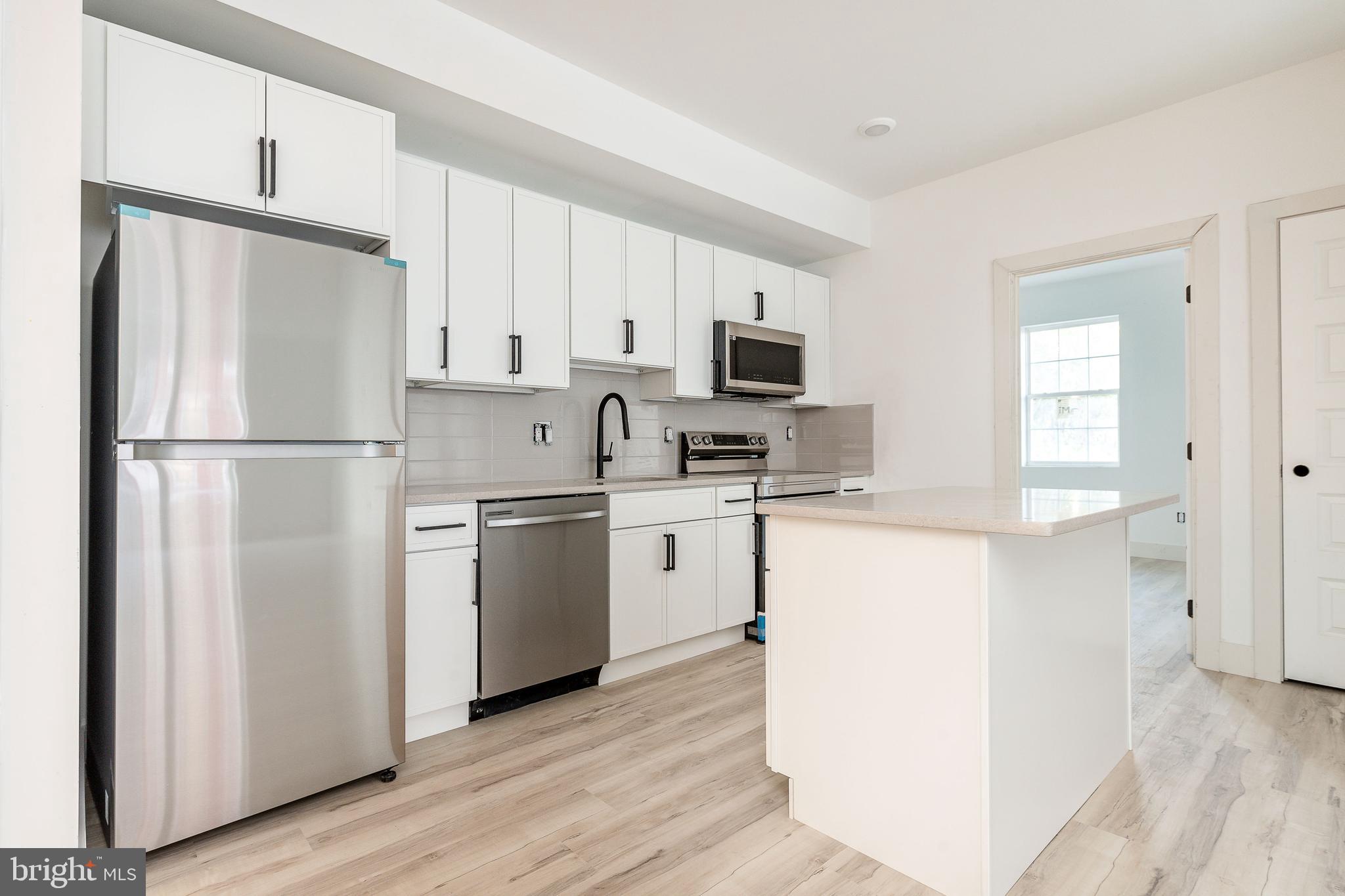 NORRIS SQUARE - Residential Income