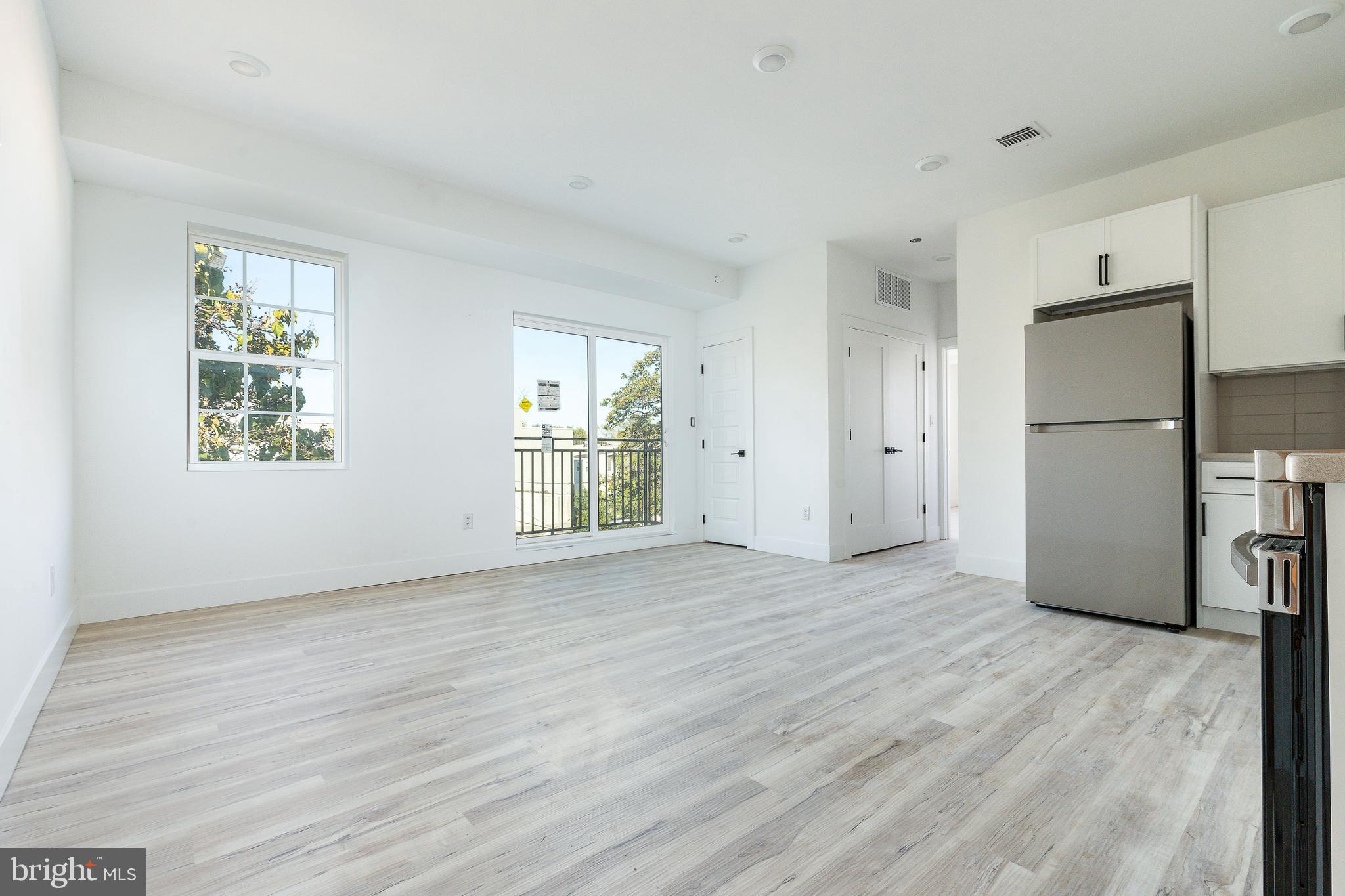 NORRIS SQUARE - Residential Income