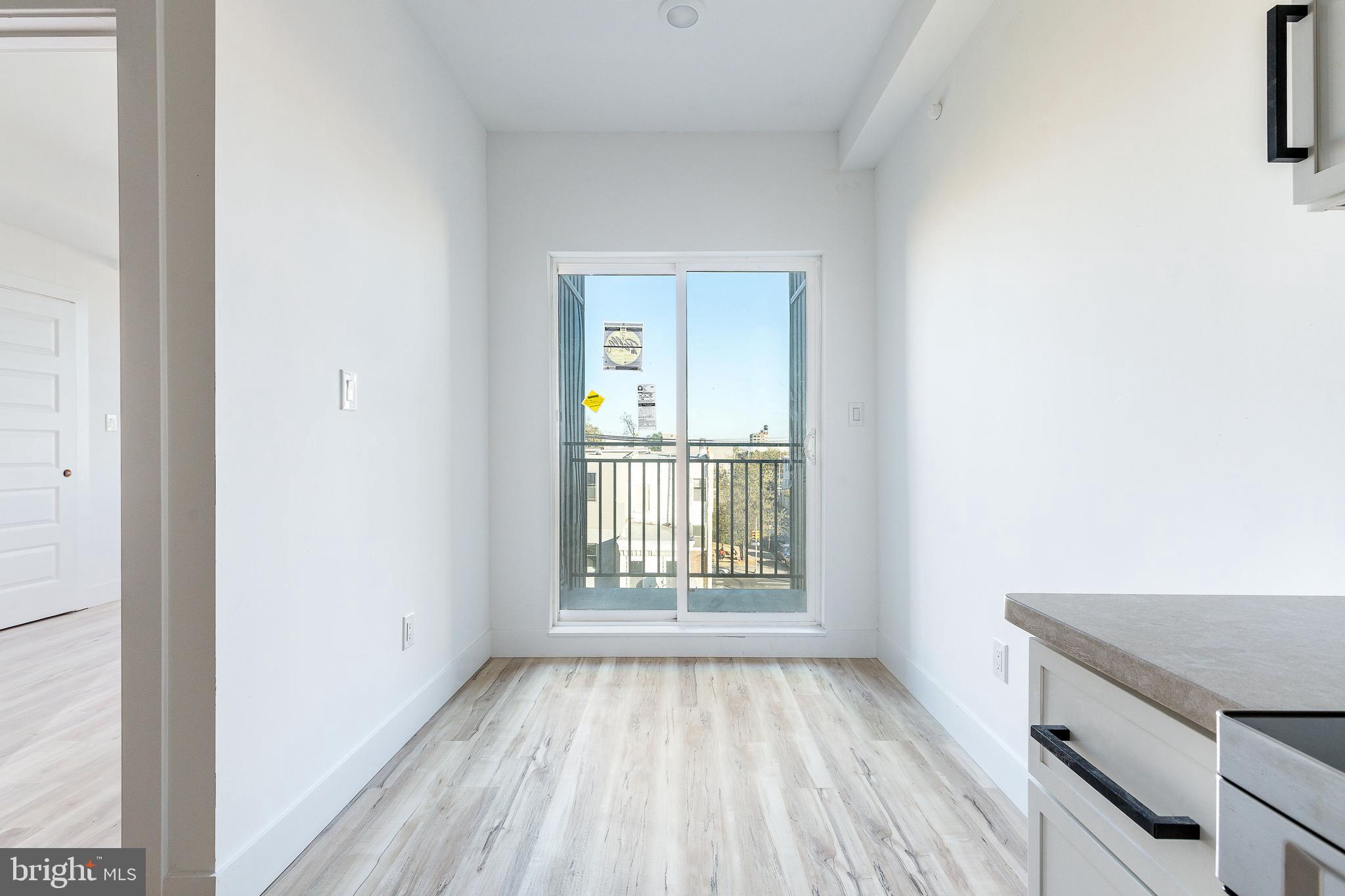 NORRIS SQUARE - Residential Income