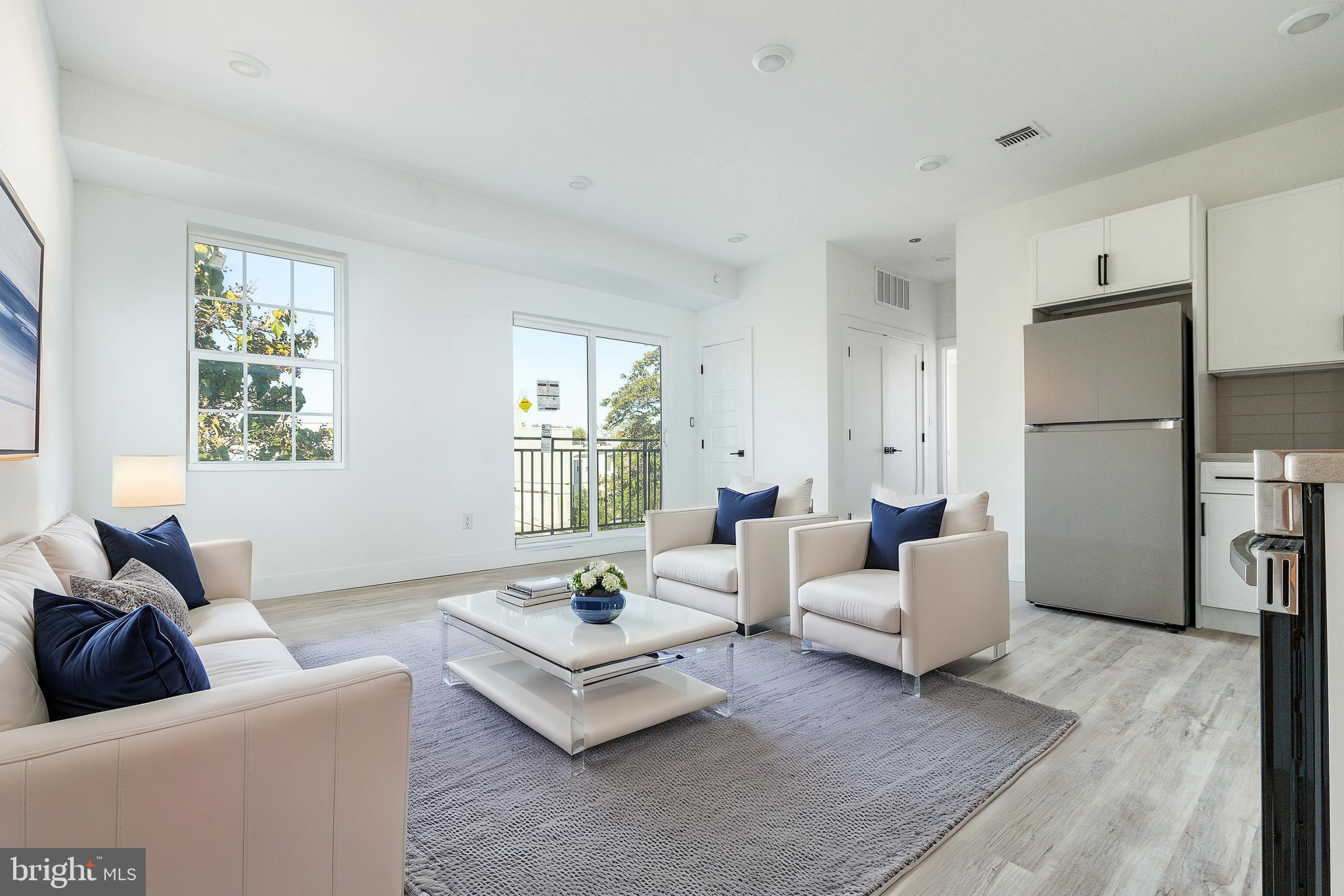 NORRIS SQUARE - Residential Income
