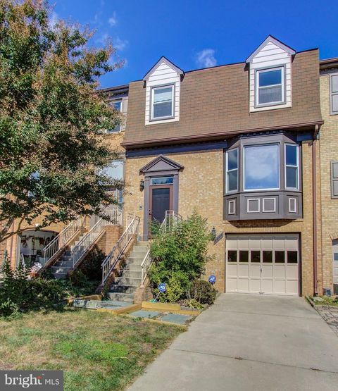 5946 WESCOTT HILLS WAY ALEXANDRIA VA 22315