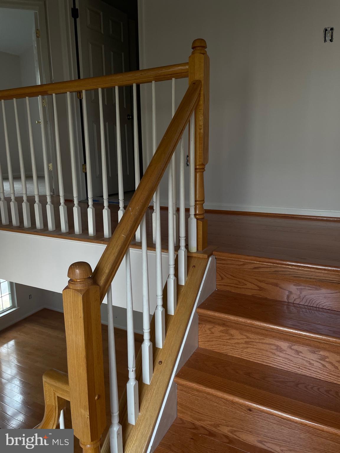 FAIRFAX CENTER LANDBAY - Residential Lease