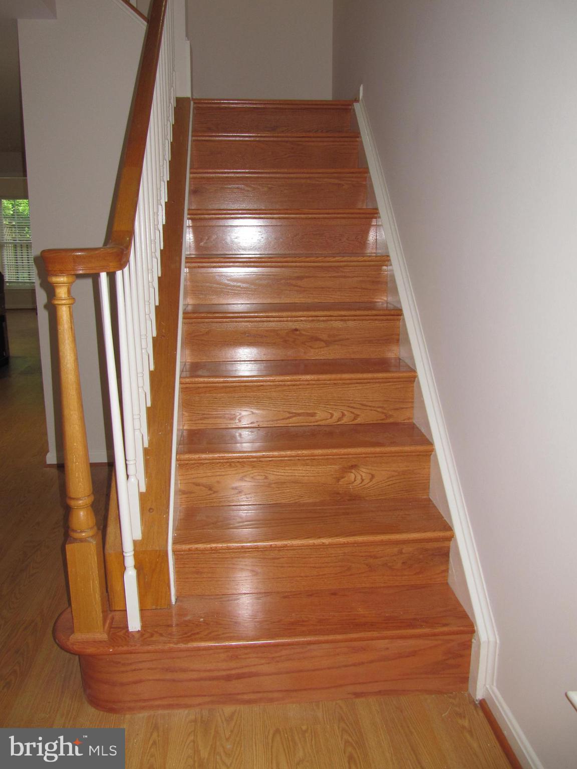 FAIRFAX CENTER LANDBAY - Residential Lease