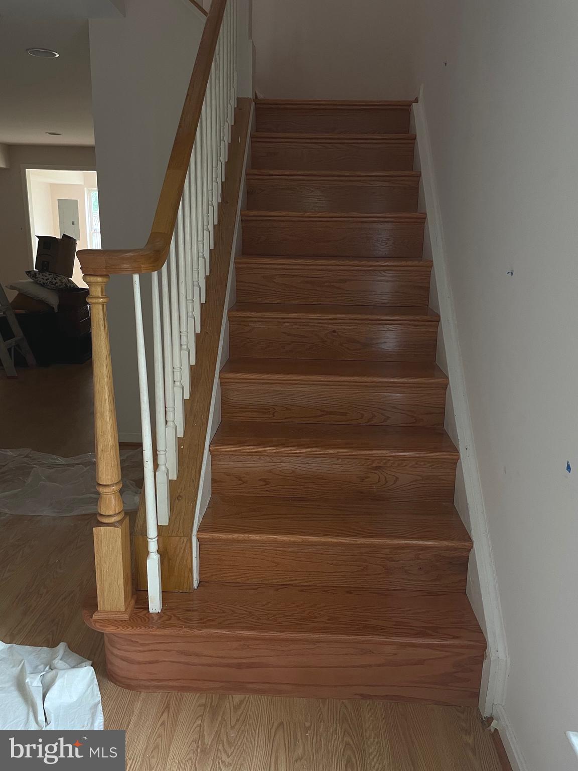 FAIRFAX CENTER LANDBAY - Residential Lease