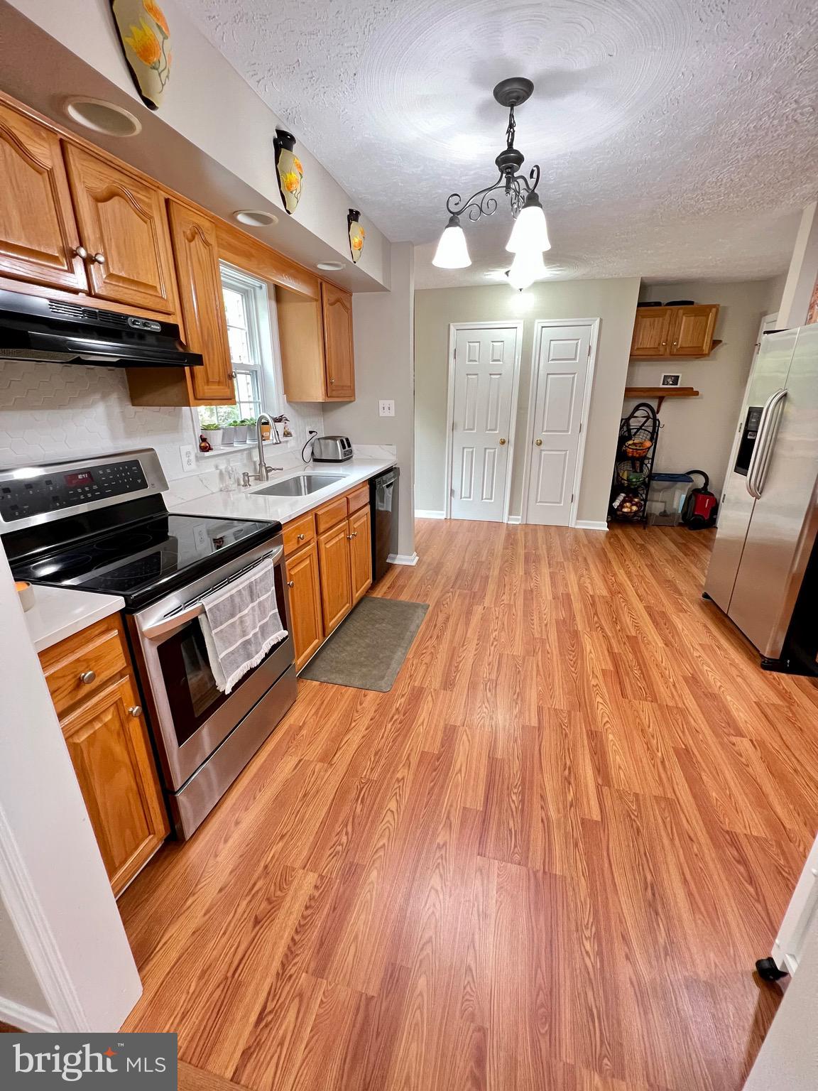 GLENMONT VILLAGE - Residential