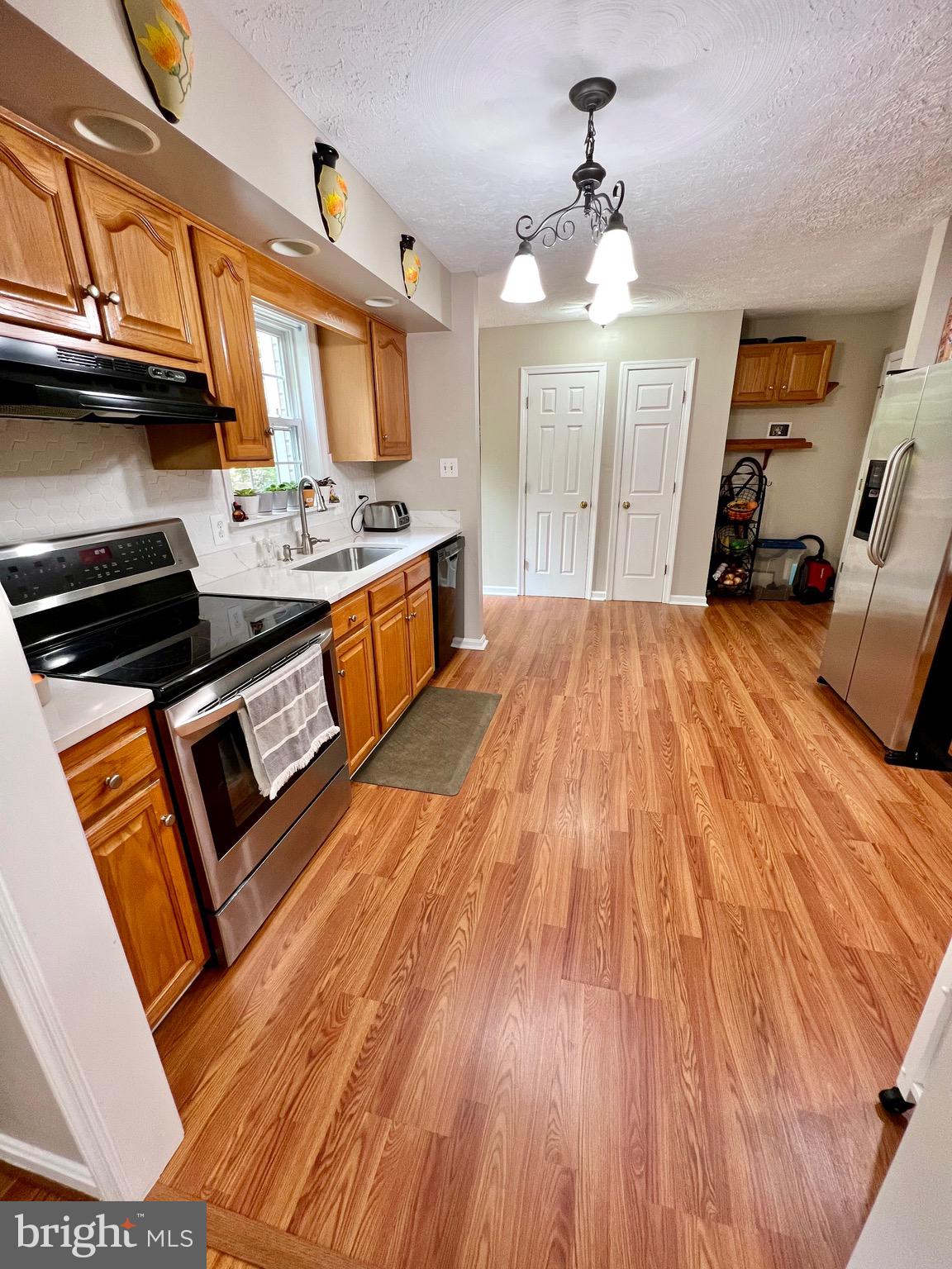 GLENMONT VILLAGE - Residential