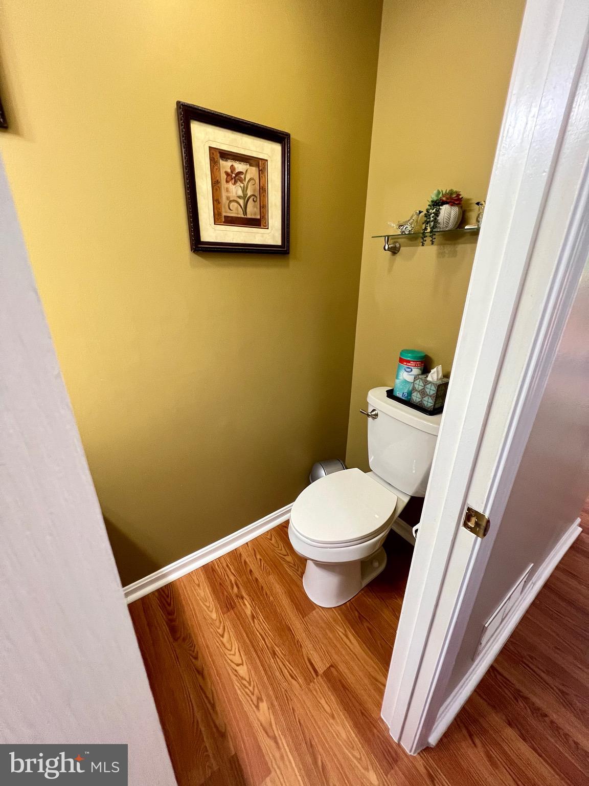 GLENMONT VILLAGE - Residential