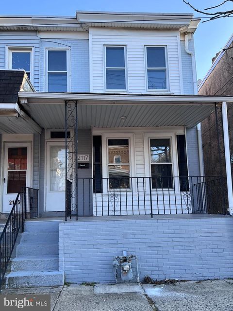 2117 W 4TH STREET CHESTER PA 19013