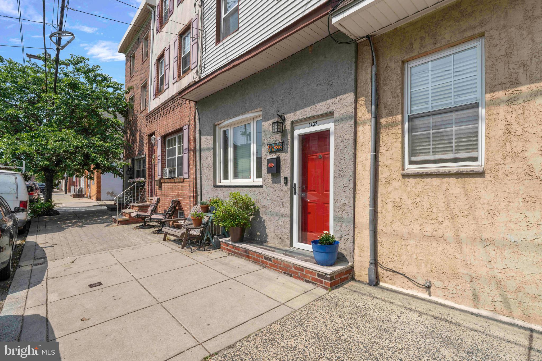 1432 S 2ND STREET