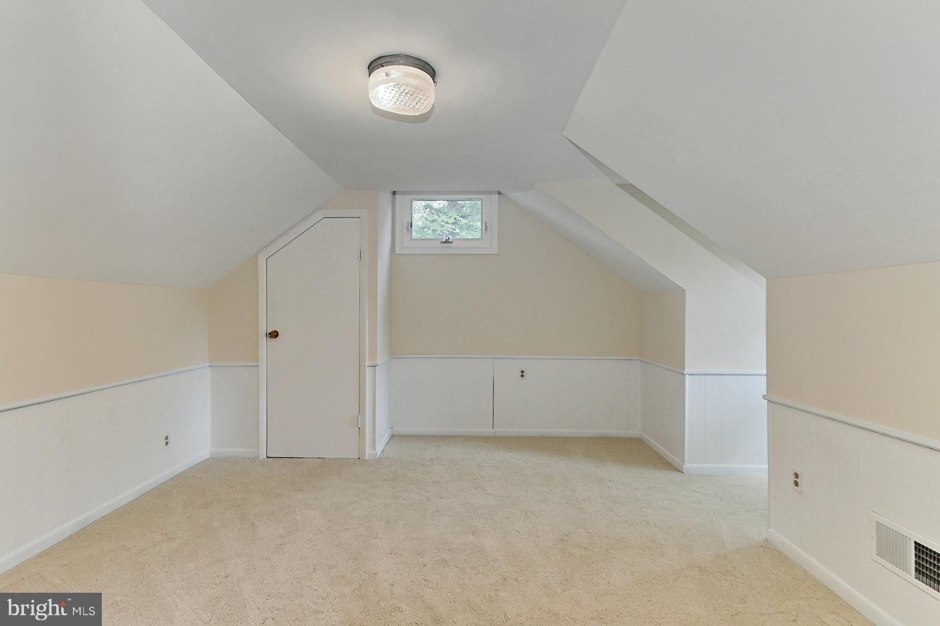 KENT GARDENS - Residential