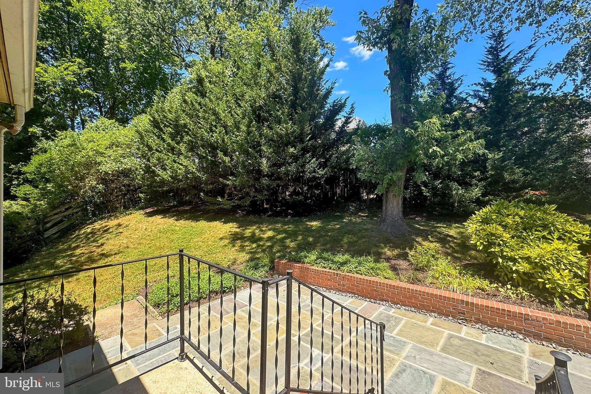 KENT GARDENS - Residential