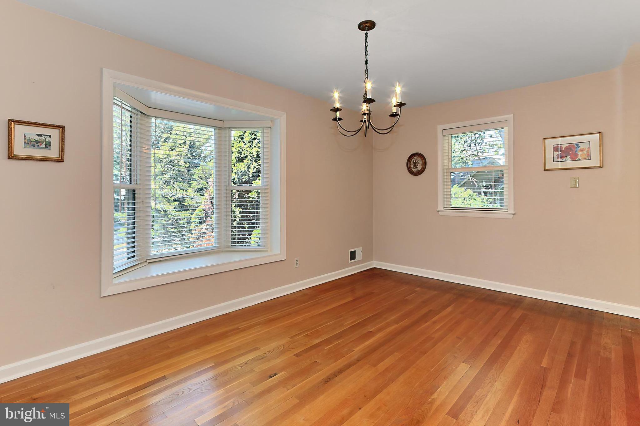 KENT GARDENS - Residential