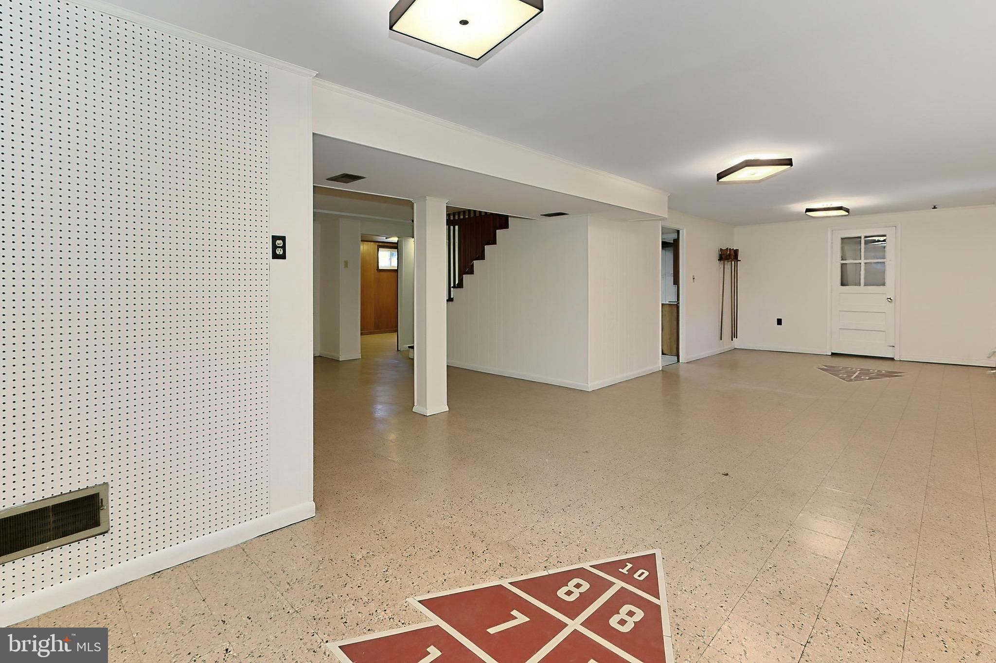 KENT GARDENS - Residential