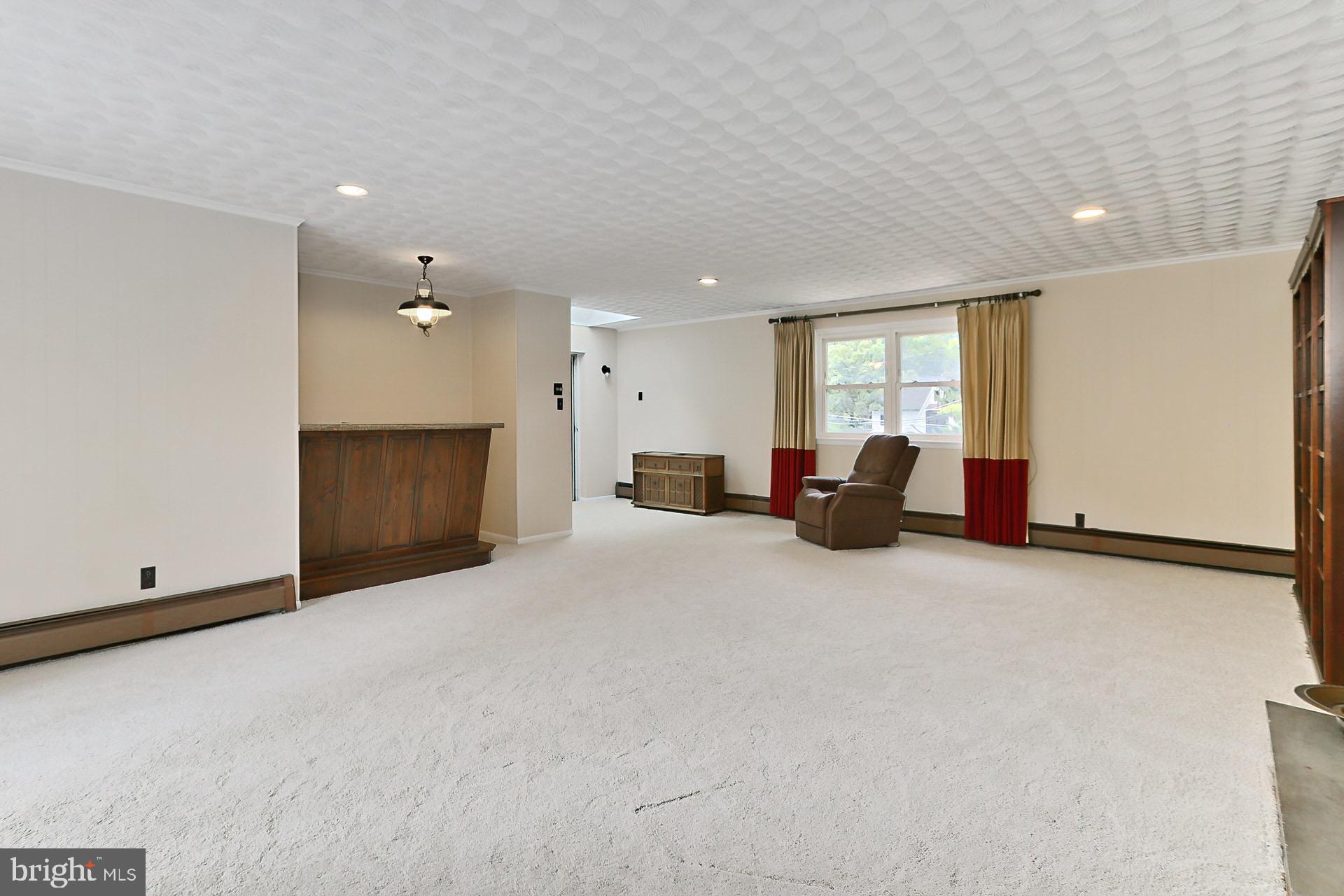 KENT GARDENS - Residential