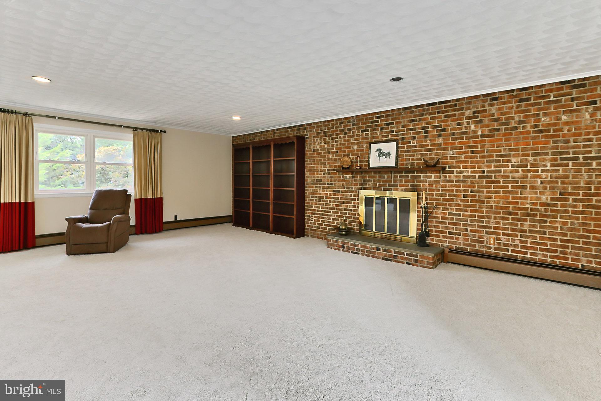 KENT GARDENS - Residential