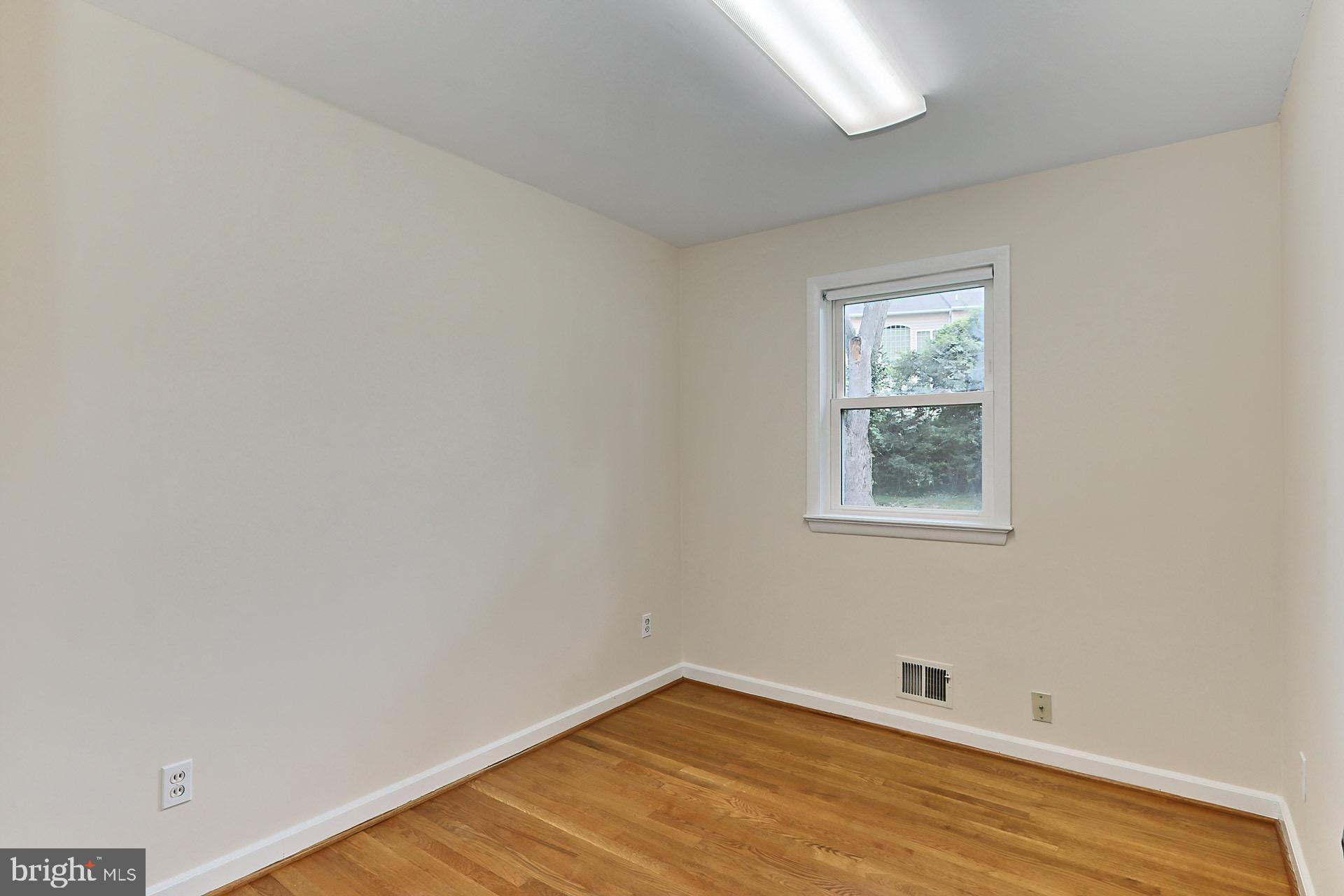 KENT GARDENS - Residential