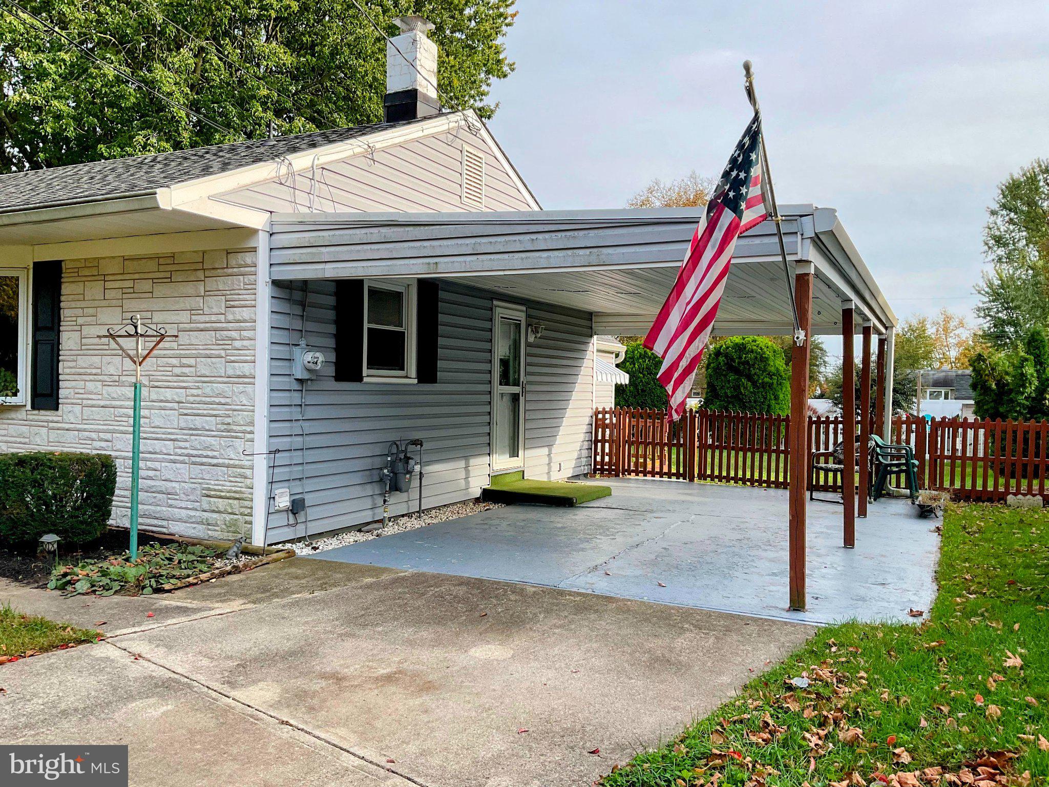 207 HIGHLAND AVENUE