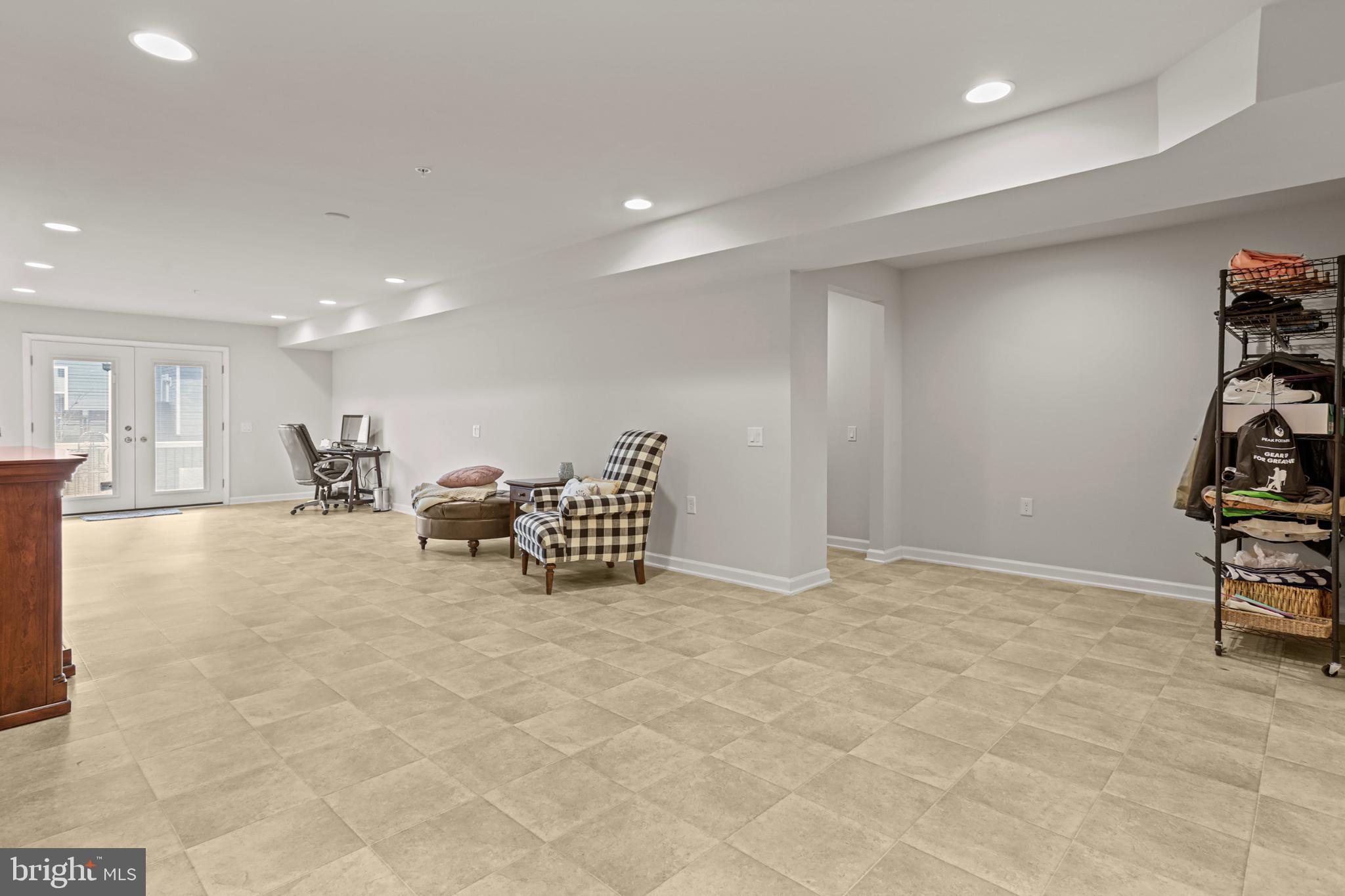 CELEBRATE VIRGINIA NORTH - Residential