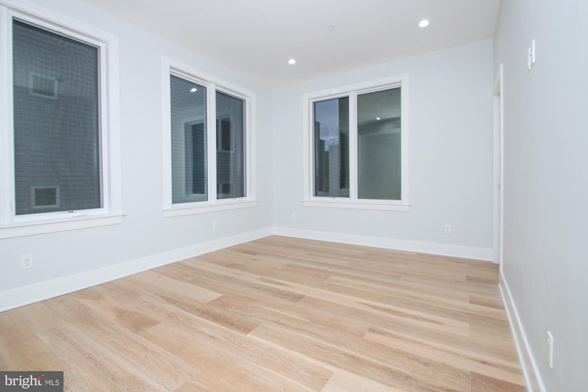 FAIRMOUNT - Residential Lease