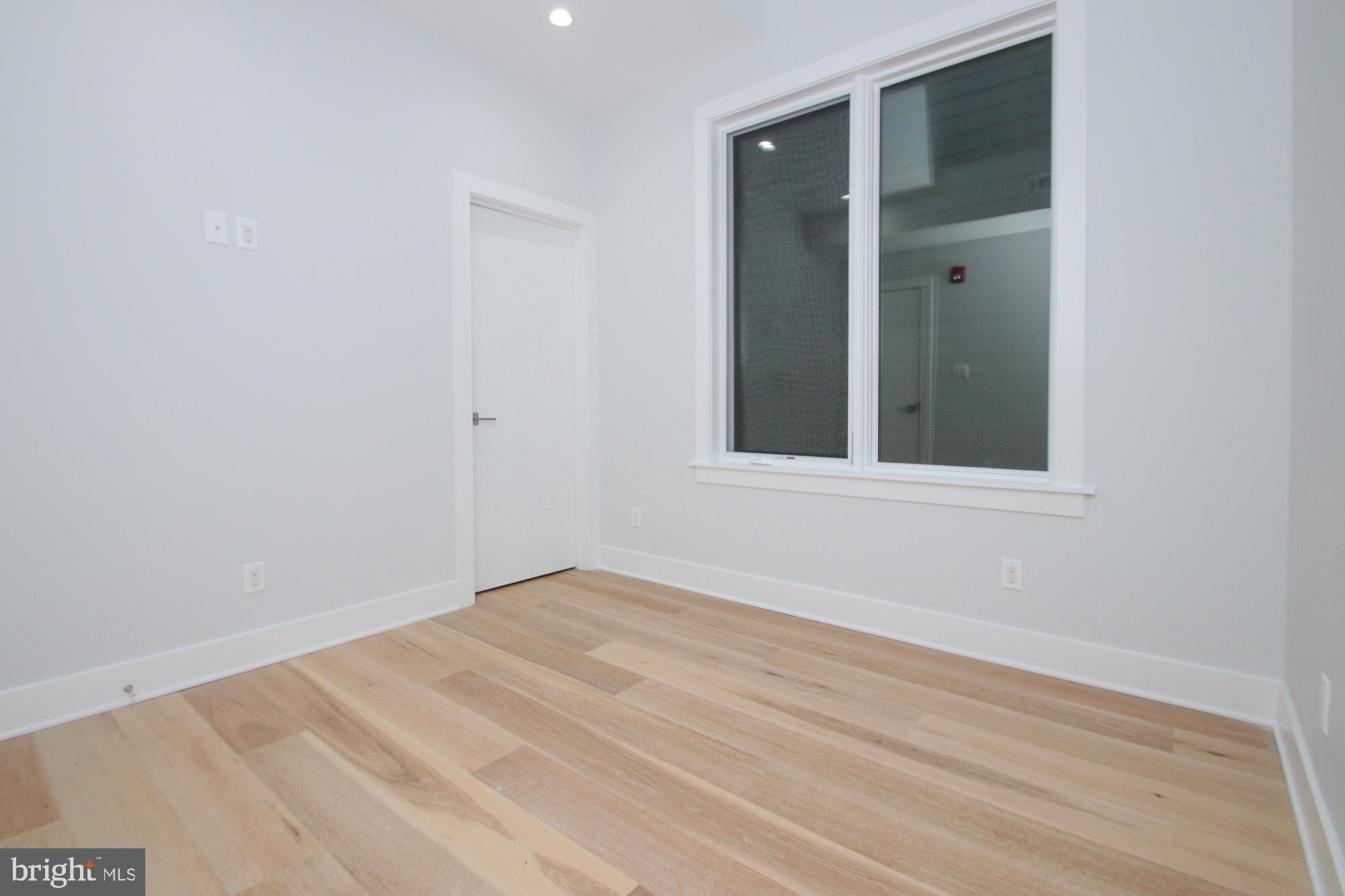 FAIRMOUNT - Residential Lease