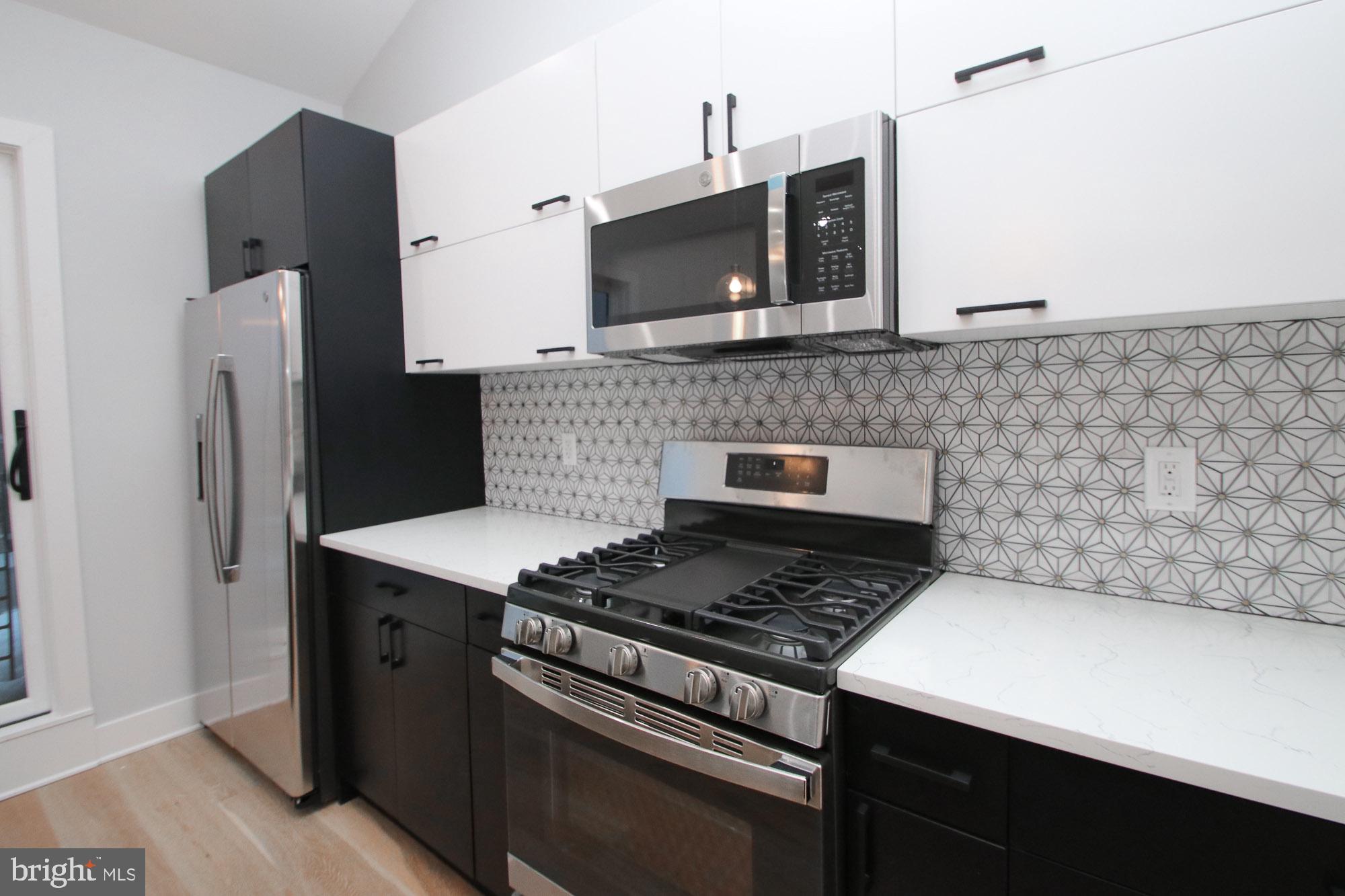 FAIRMOUNT - Residential Lease