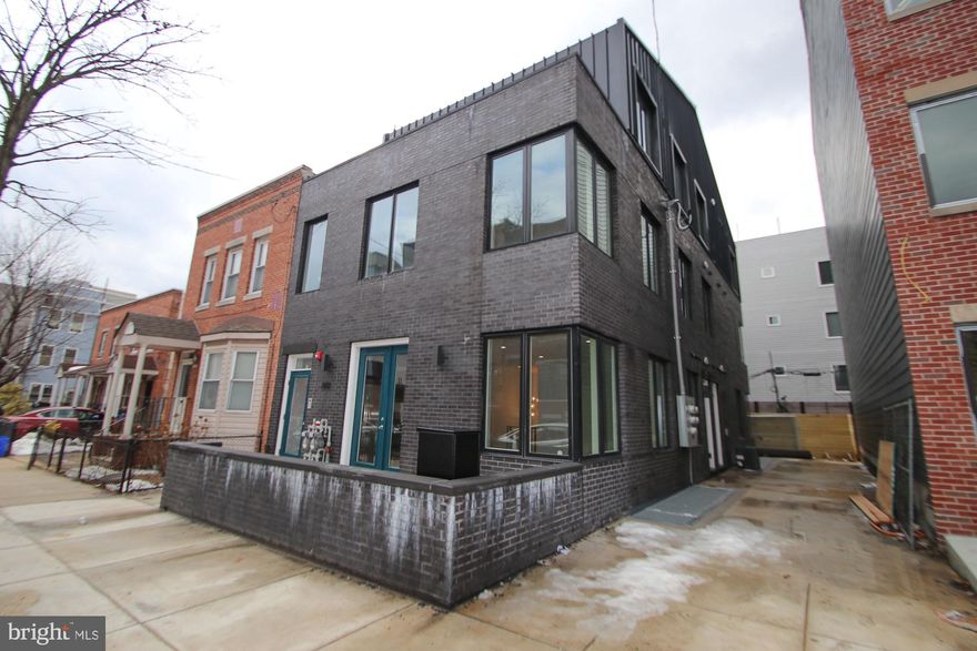 Rent a stunning unit in the heart of Fairmount! Unit 4 offers two bedrooms, two full baths and 1,200 square feet of living space. Enjoy an open-concept living design with the main living space consisting of the kitchen, living room and dining area, 9-foot ceilings, wood and tile flooring, primary bedroom with en suite bath and walk-in closet, lots of recessed lighting and large windows for plenty of natural light. This unit has private access to the rooftop deck with view of the city. Pets up to 50 pounds are acceptable ($500 Pet Deposit).