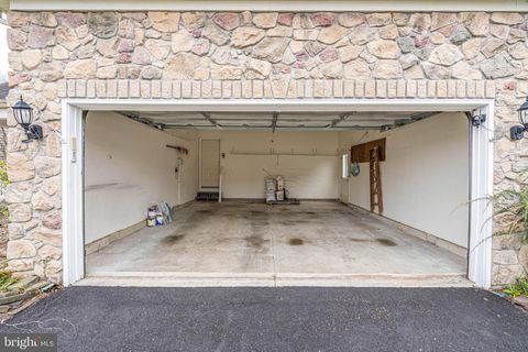 listing image 44