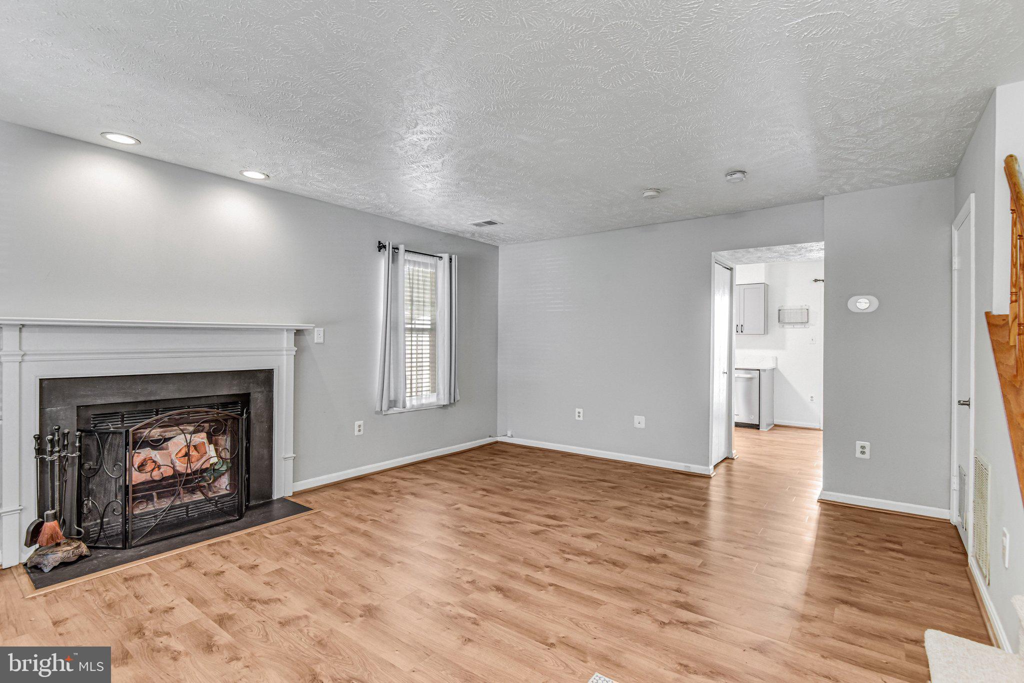 WASHINGTON SQUARE - Residential
