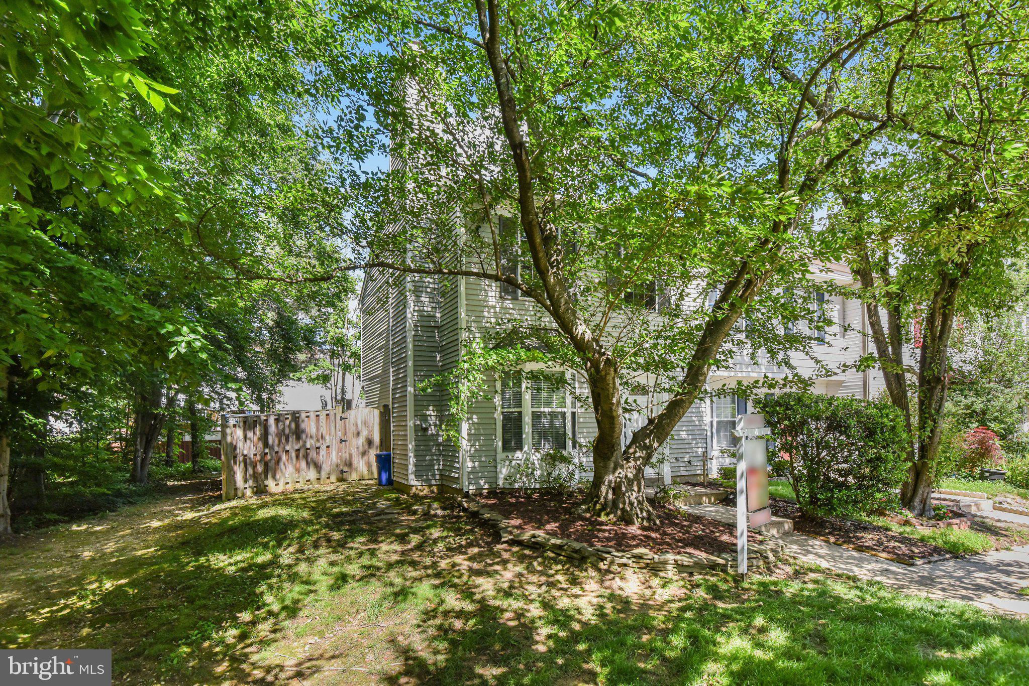 WASHINGTON SQUARE - Residential