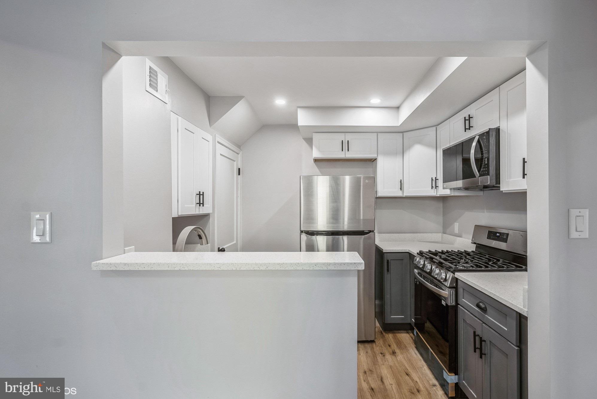 FOREST HEIGHTS - Residential