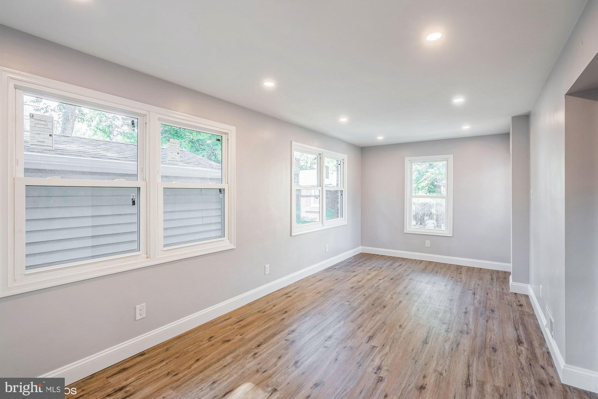 FOREST HEIGHTS - Residential