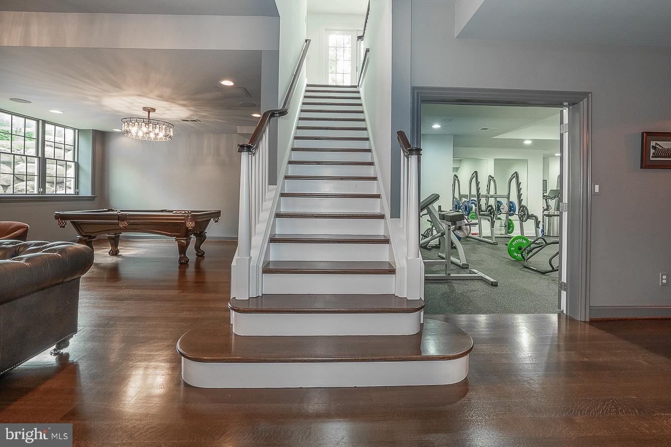 ASHWOOD HALL - Residential