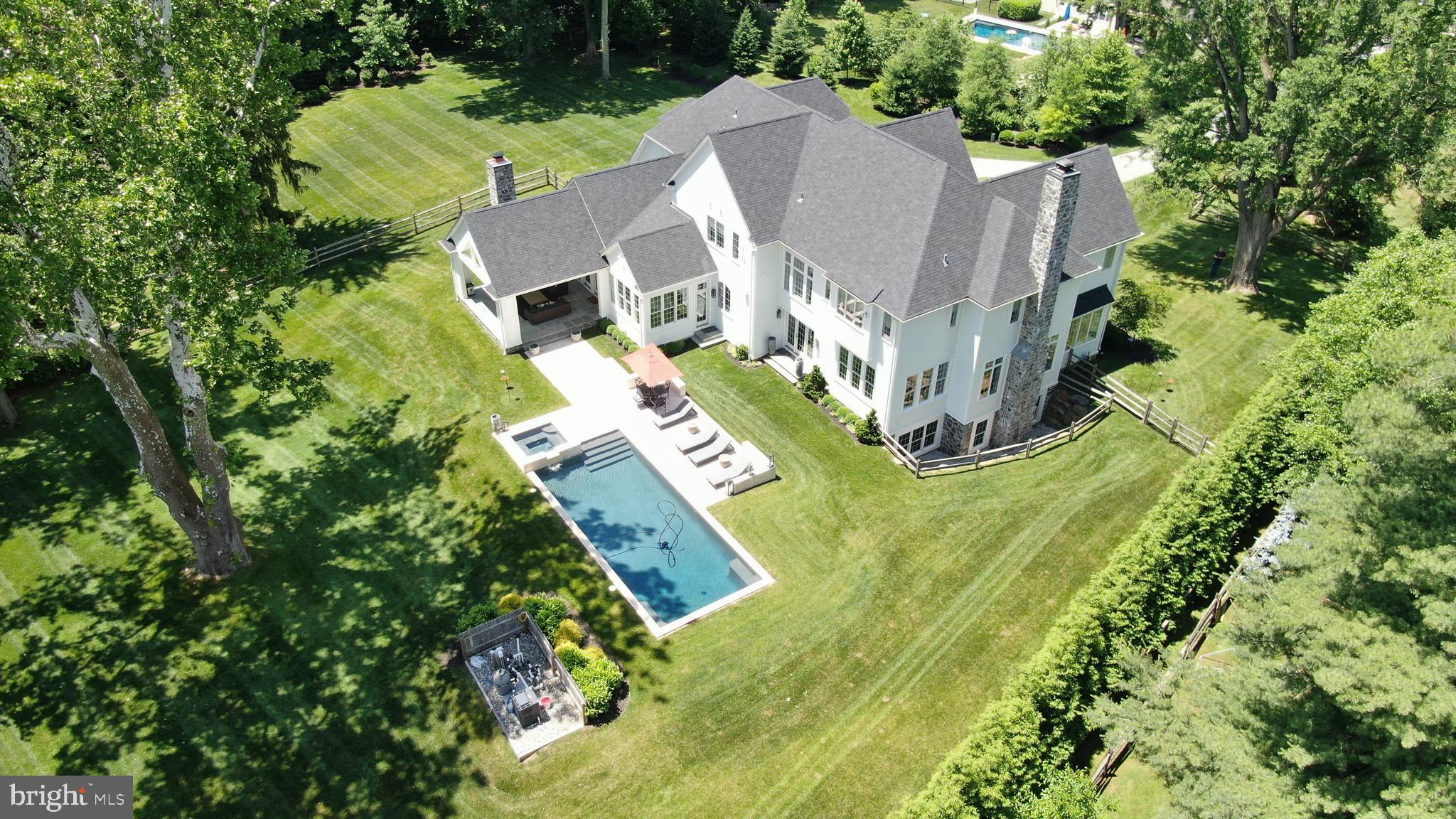 ASHWOOD HALL - Residential