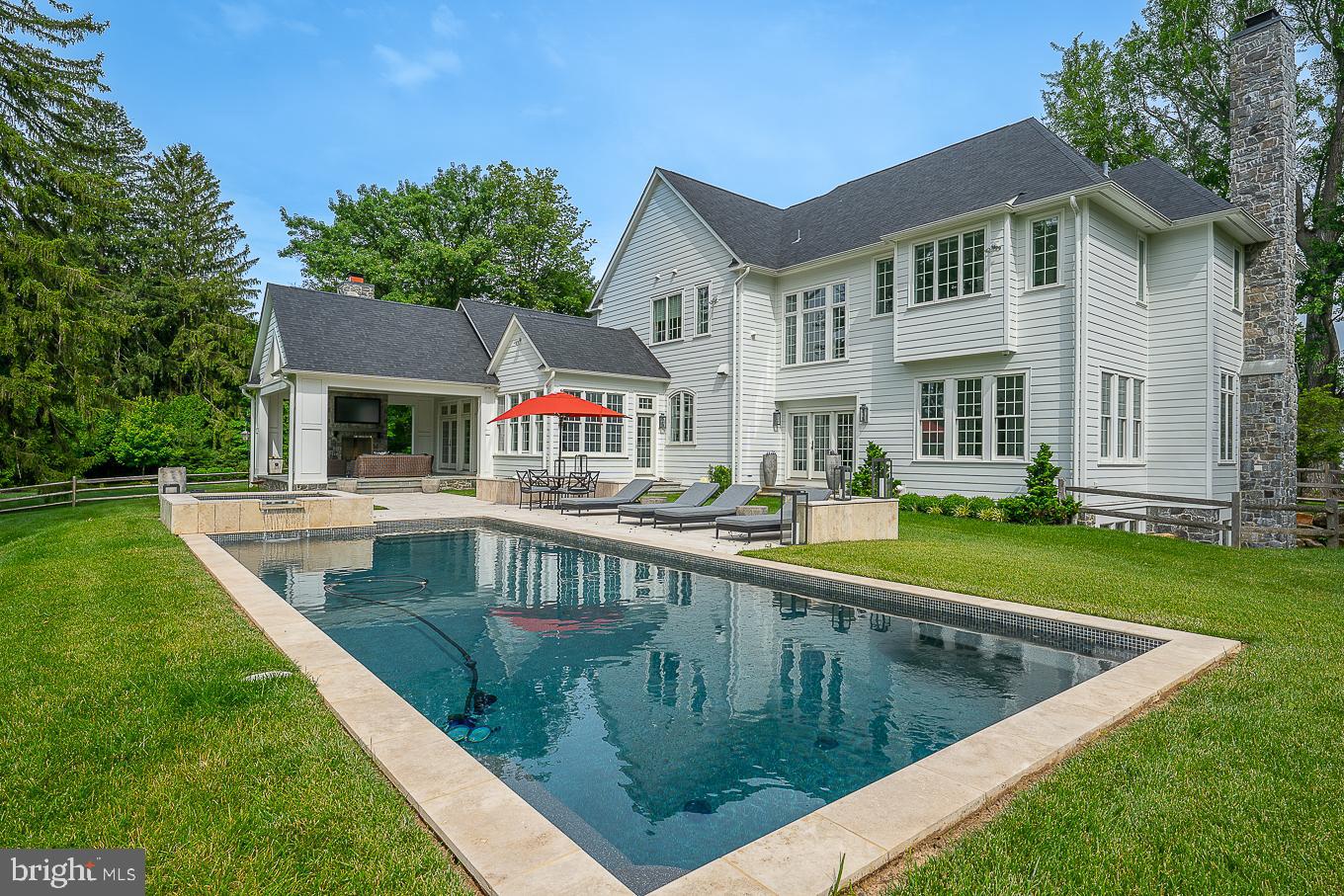 ASHWOOD HALL - Residential