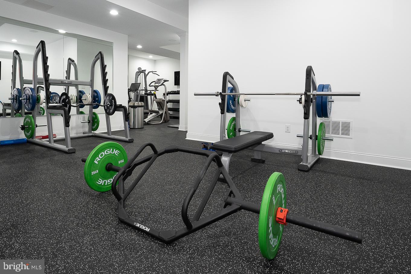 ASHWOOD HALL - Residential