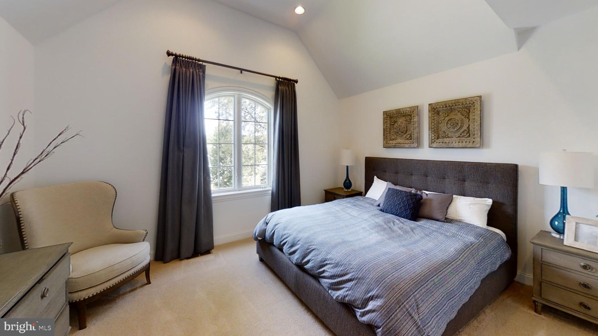 ASHWOOD HALL - Residential